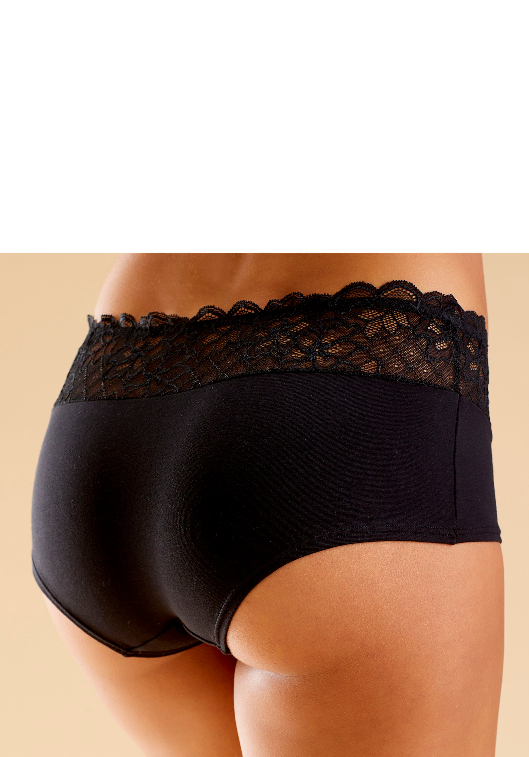Nuance Panty, mit floralem Spitzenbund
