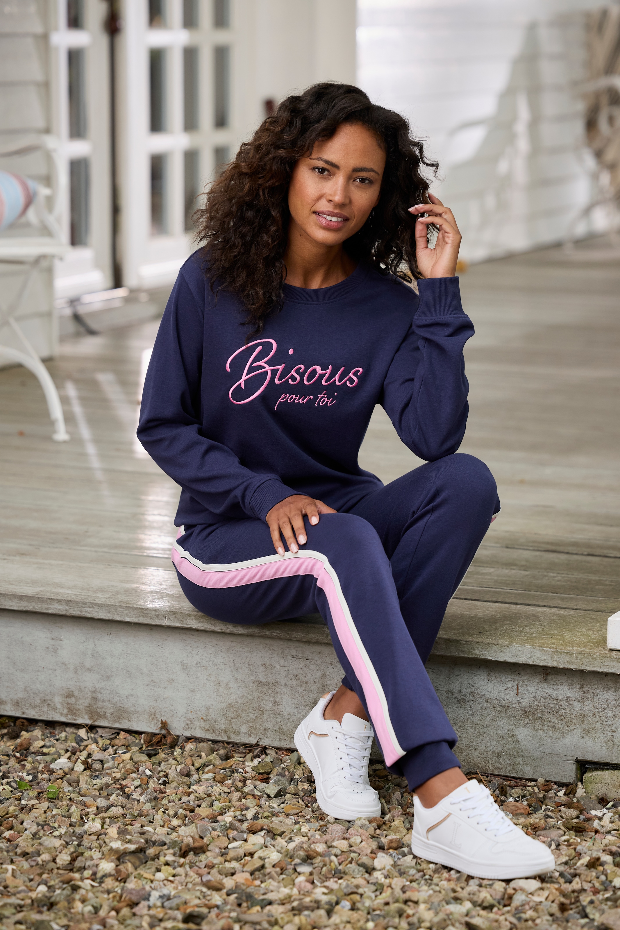 Vivance Sweatshirt, (1 tlg.), Sweatshirt mit Frontprint, Loungeanzug