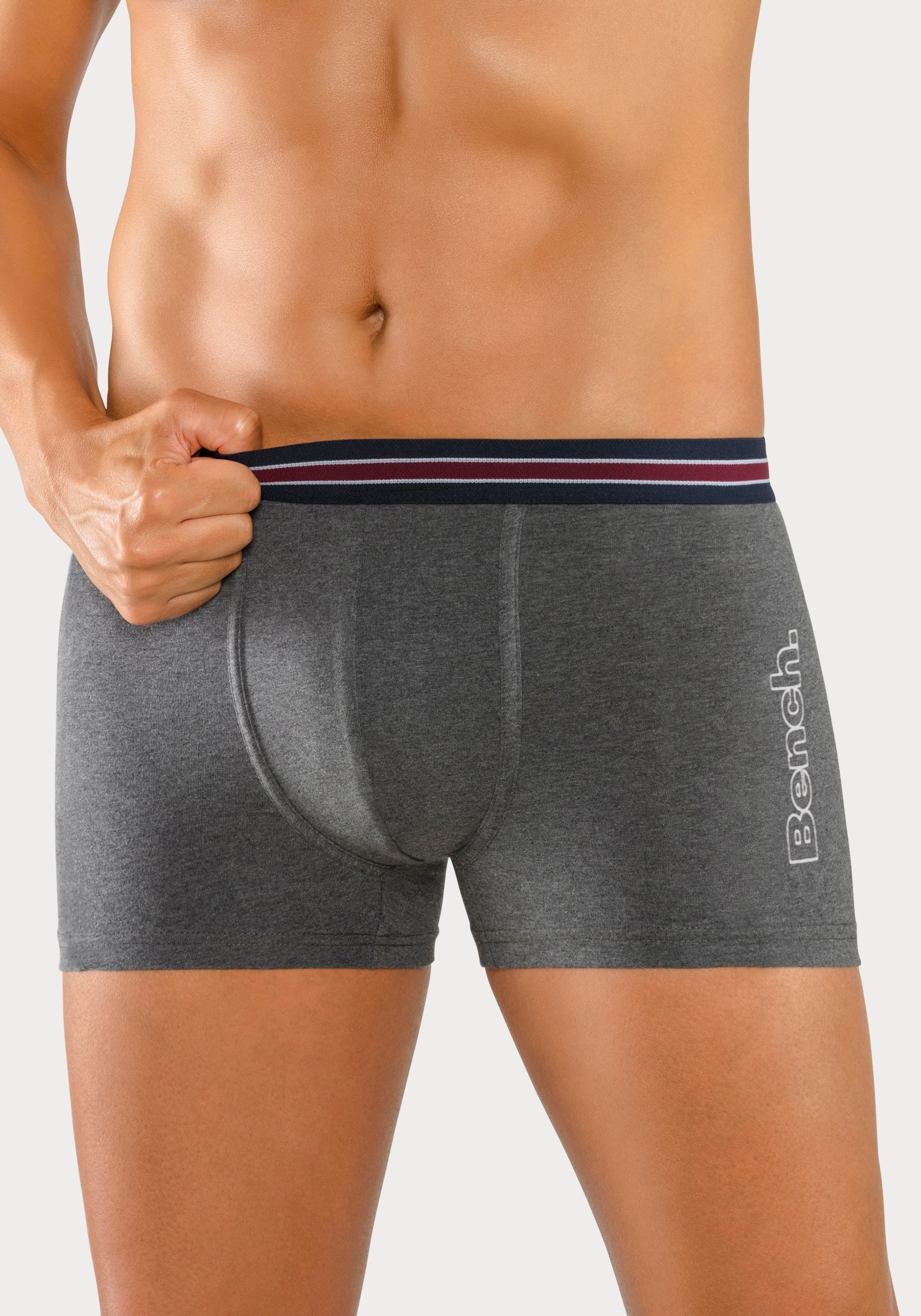 Bench. Boxer »Boxershorts für Herren«, (Packung, 4 St.), Unterhosen mit seitlichem Logo Druck