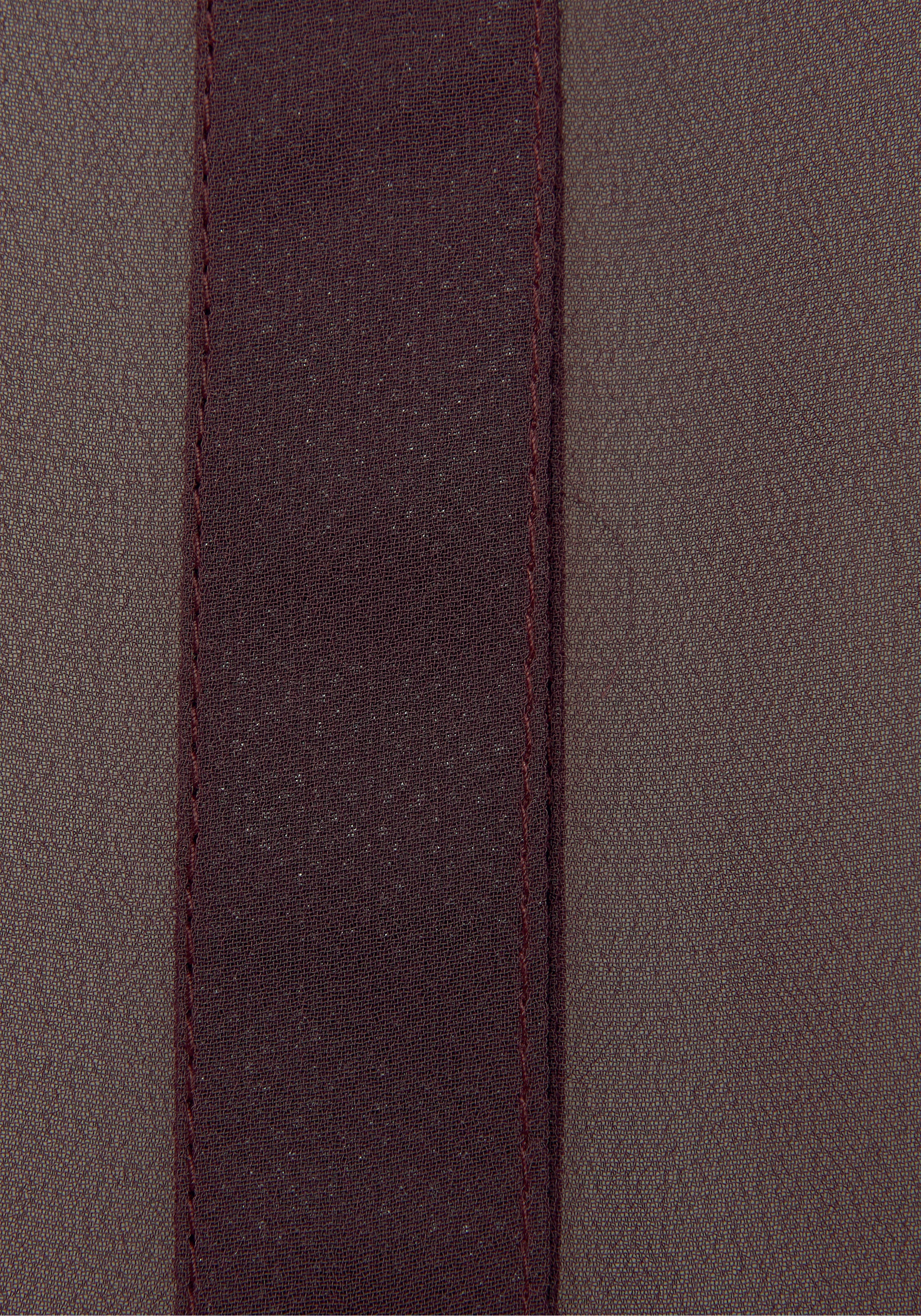 LASCANA Chiffonbluse, mit modischen Rüschen