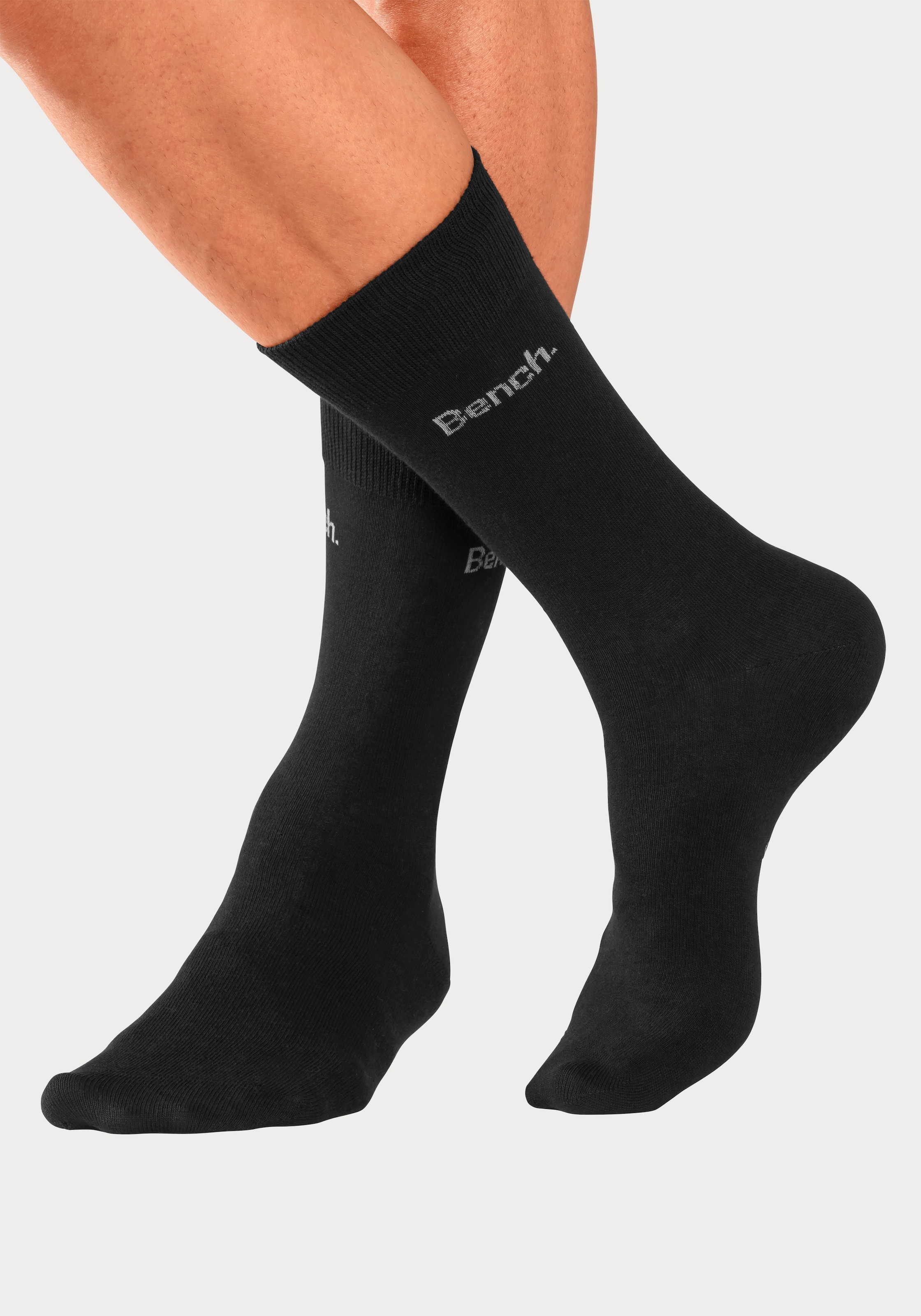 Bench. Basicsocken, (Packung, 4 Paar), in angenehm weicher Markenqualität