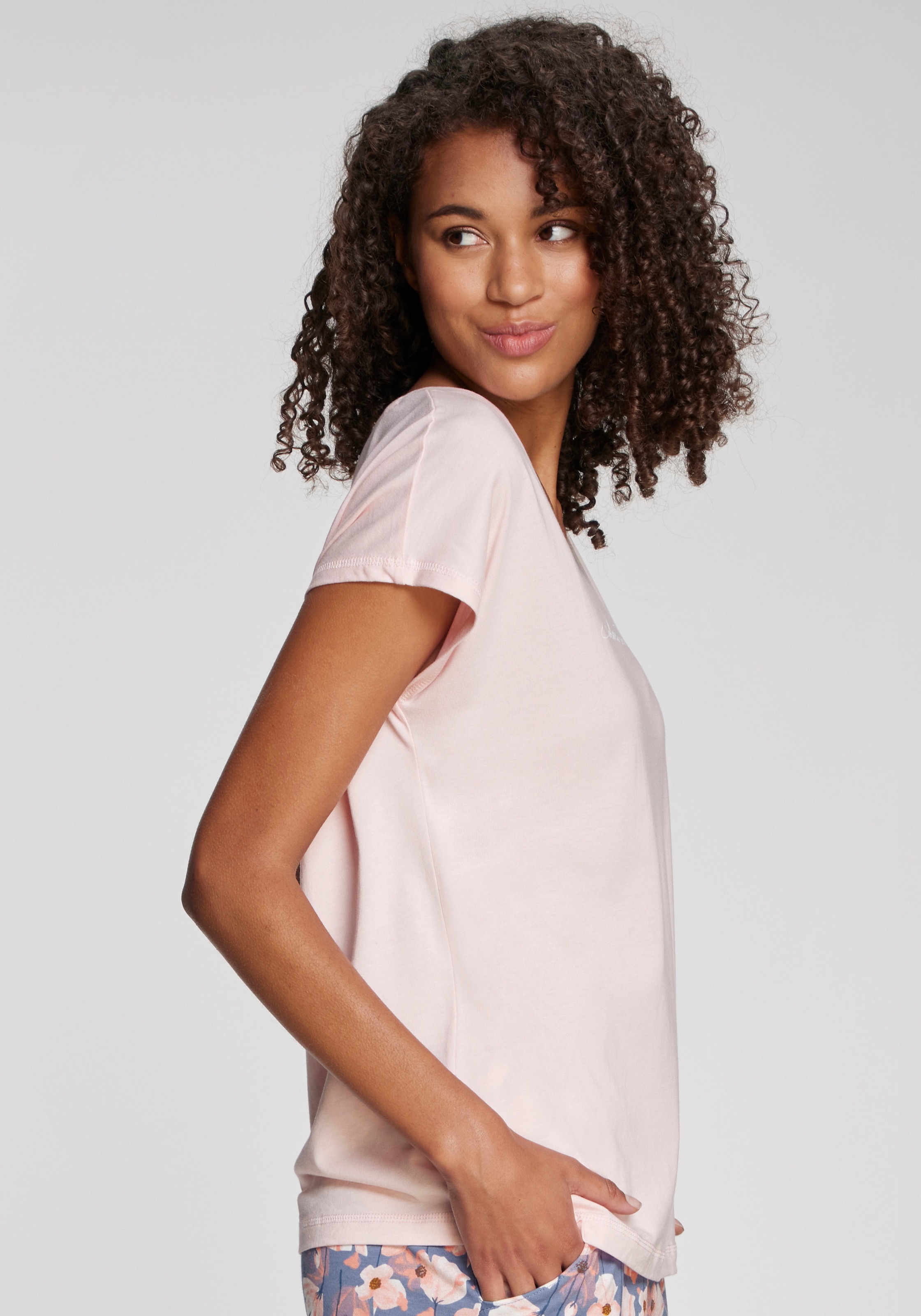 Vivance Dreams T-Shirt, Mit kleinem Frontprint