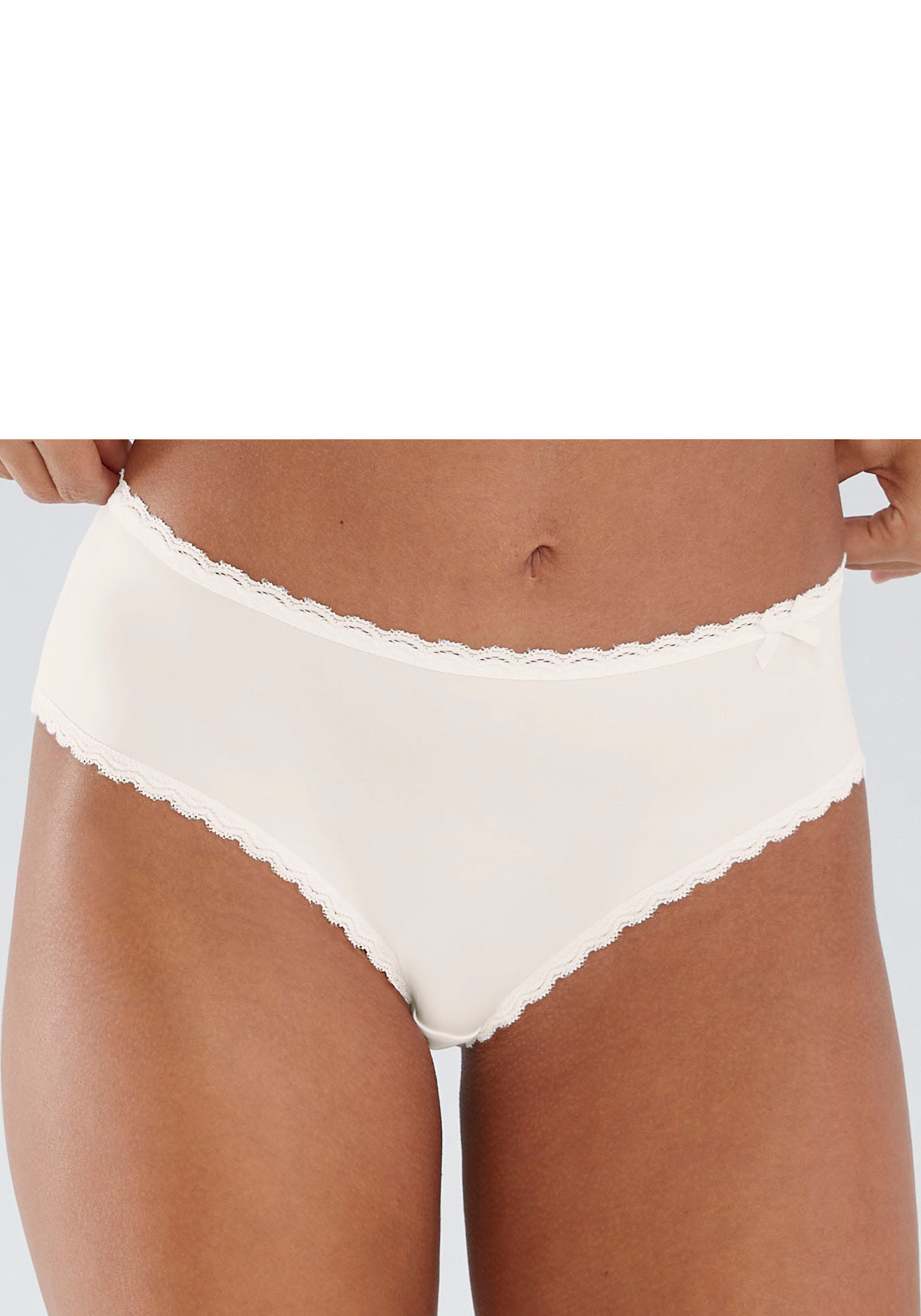 s.Oliver Panty »Camille«, mit feiner Spitzenborte