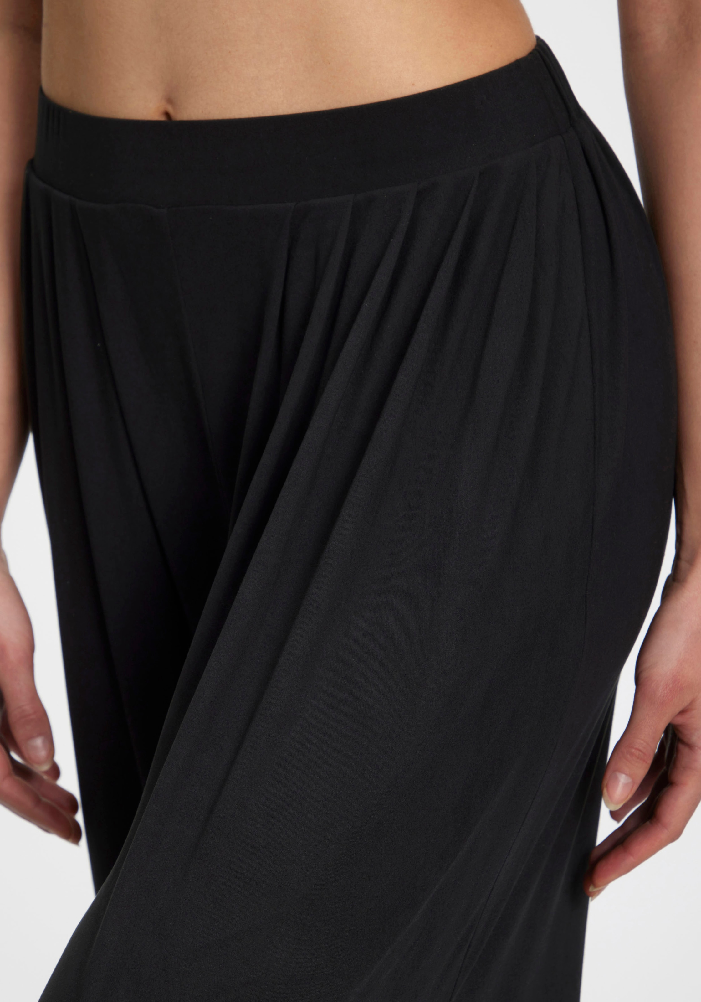 LASCANA Schlupfhose »Extra Weit«  mit extraweit geschnittenen Beinen