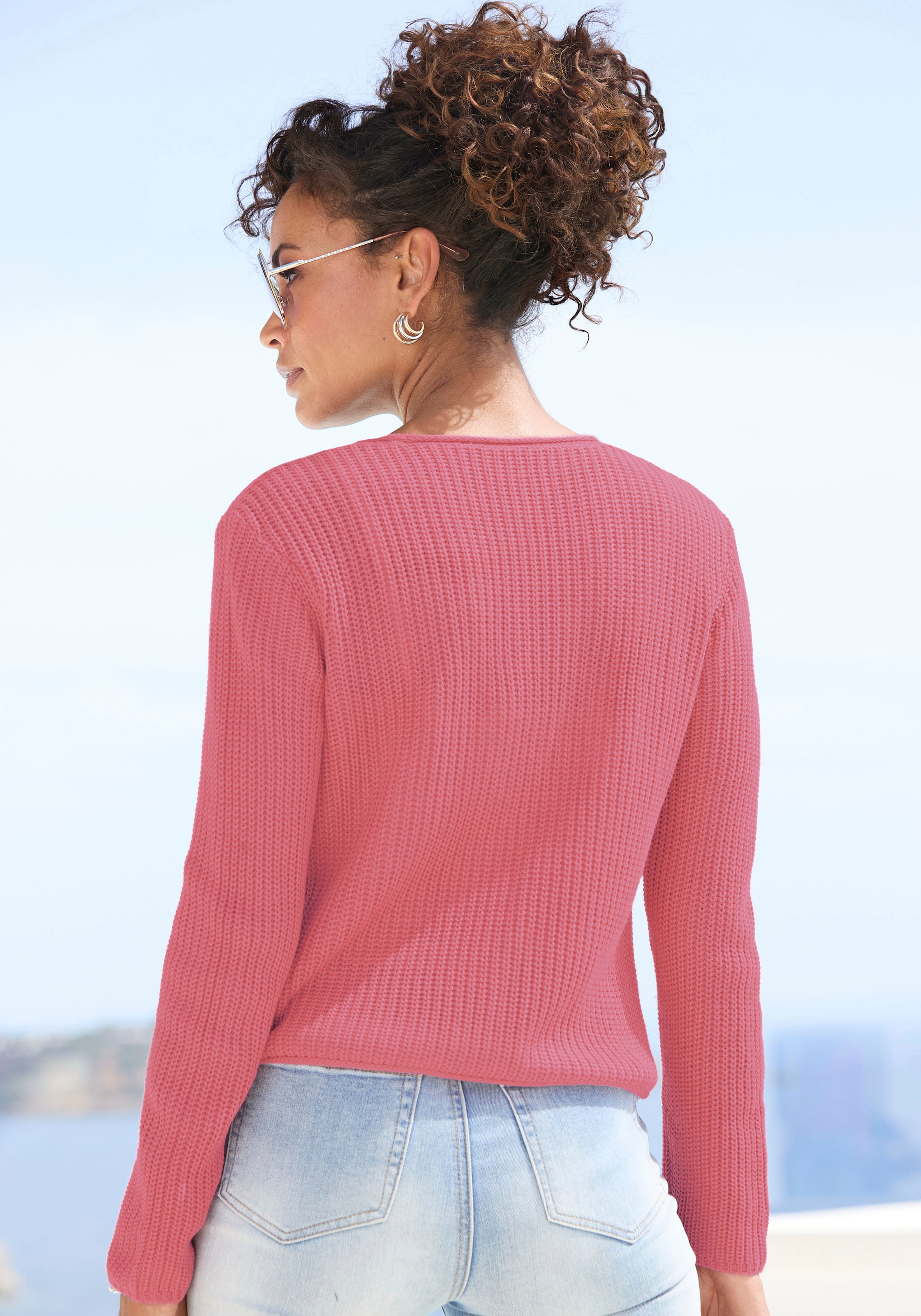 Vivance Strickjacke »mit V-Ausschnitt und Haken zum Verschließen« leichte Strickqualität, langärmeliger Cardigan, kürzere Form