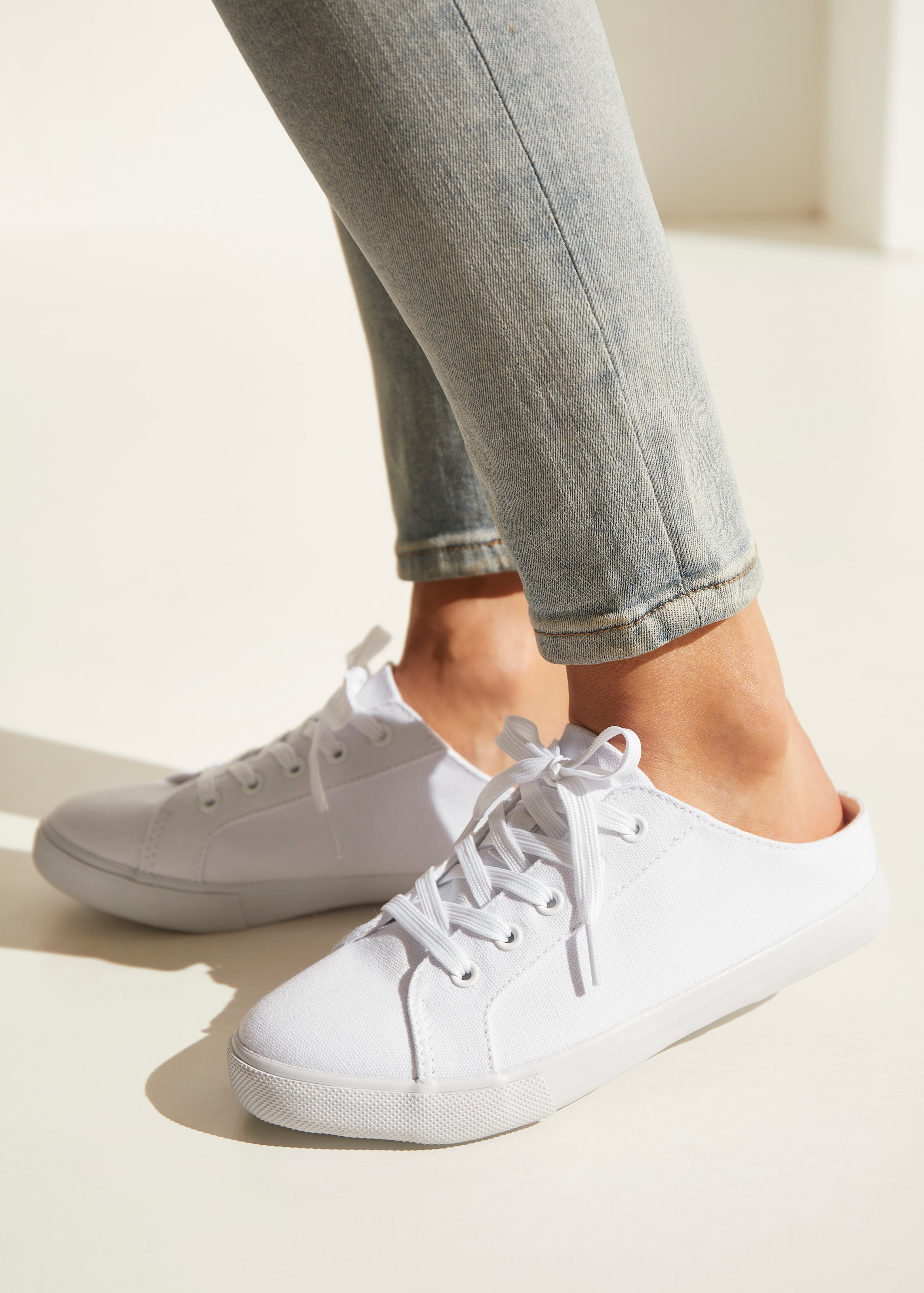 Vivance Sabot »Sneaker, Clog, Slip-On-Sneaker,«  zum Reinschlüpfen mit Schnürung VEGAN