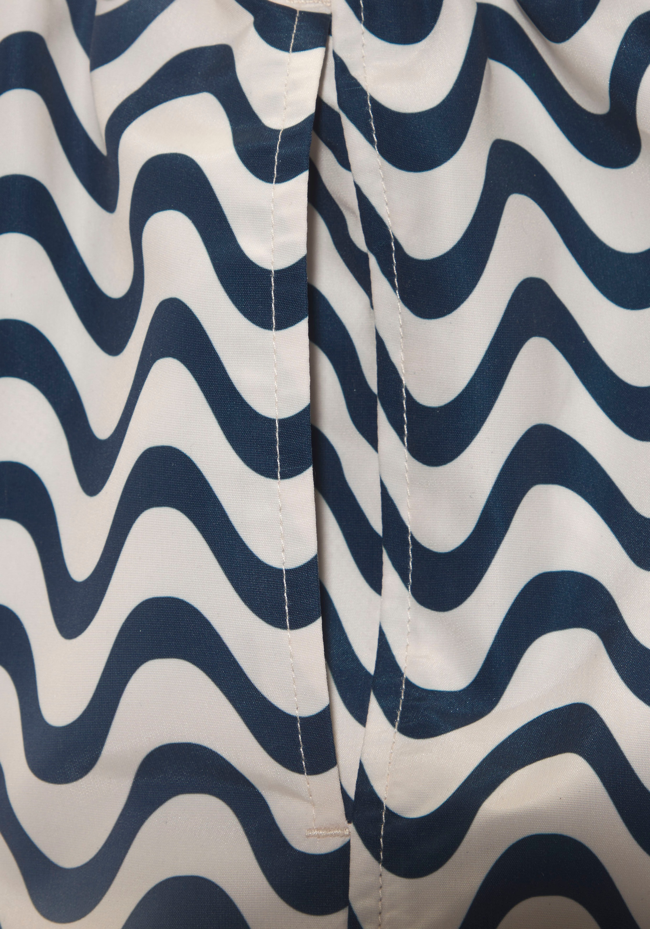 s.Oliver Badeshorts »Jeason«, im Wellendesign
