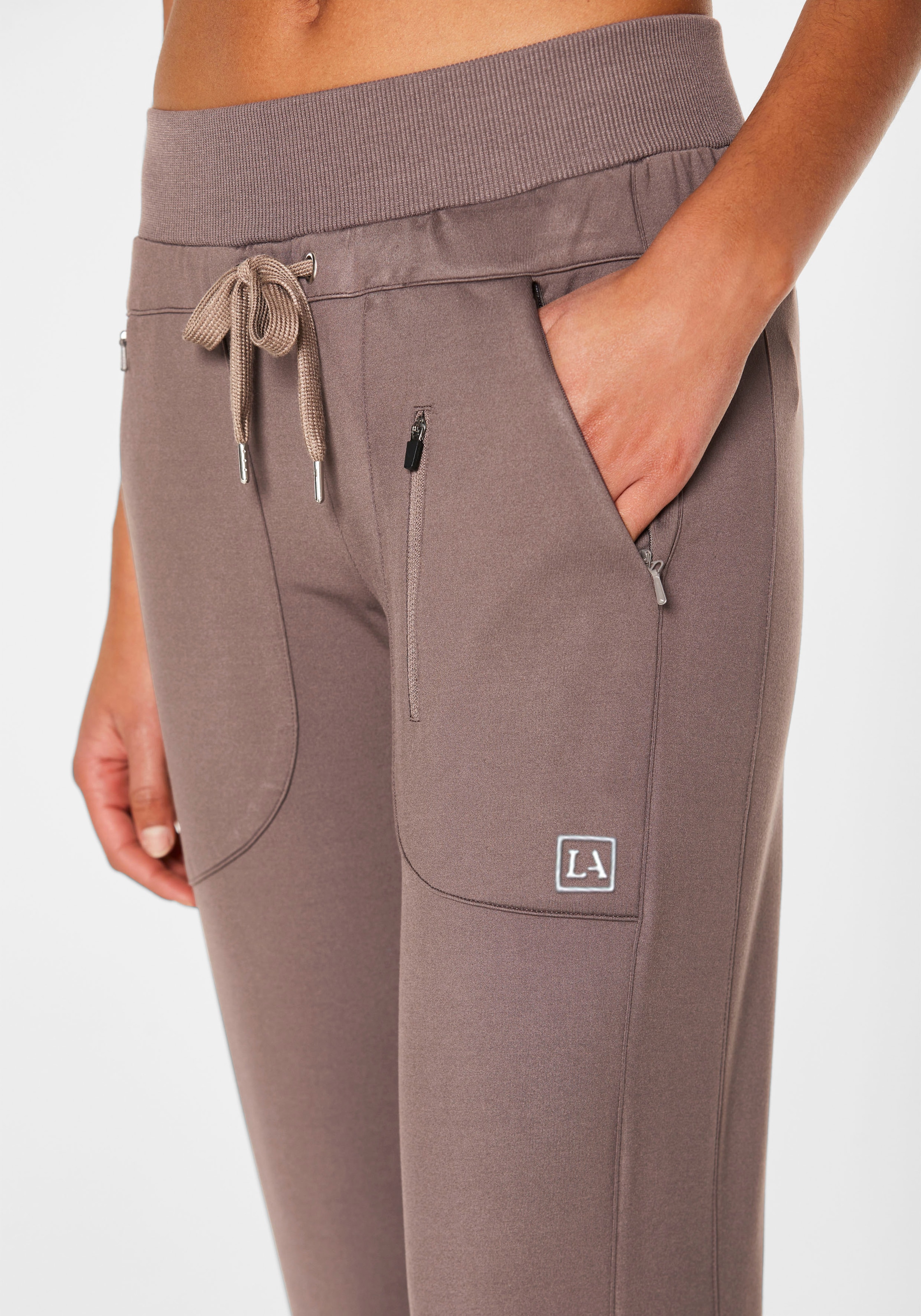 LASCANA ACTIVE Trekkinghose, ; Trek Jogger, bequeme Wanderhose