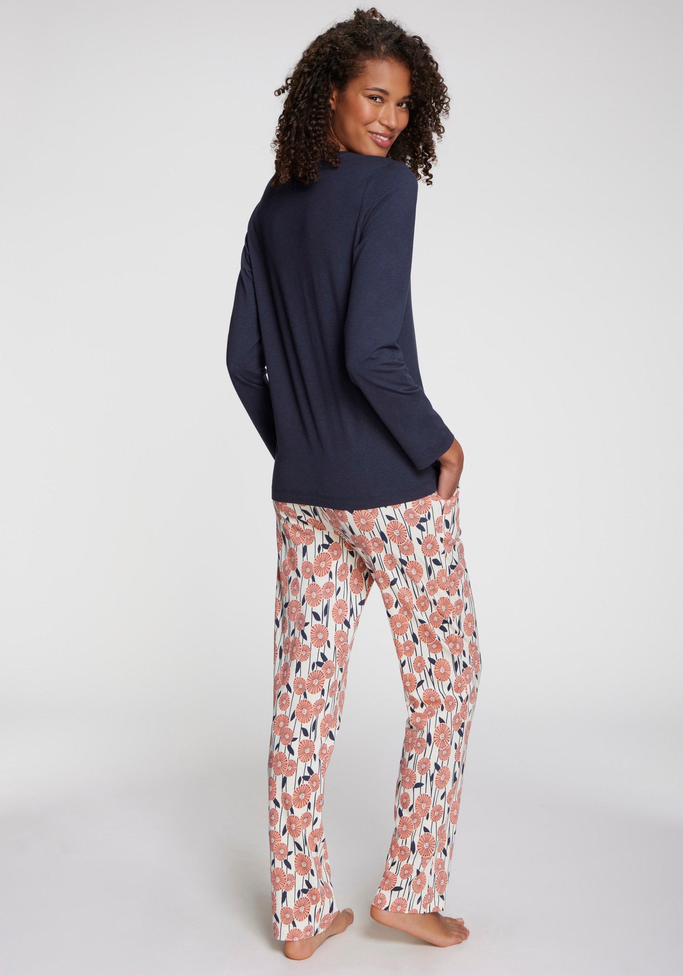 Vivance Dreams Pyjamahose, Mit schönem Muster