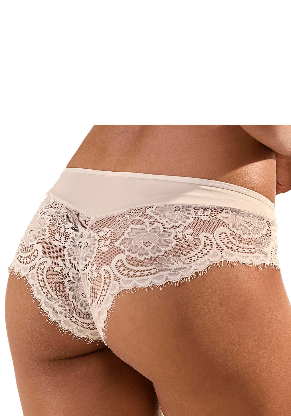 LASCANA Panty »Valentina«, aus extravaganter Spitze
