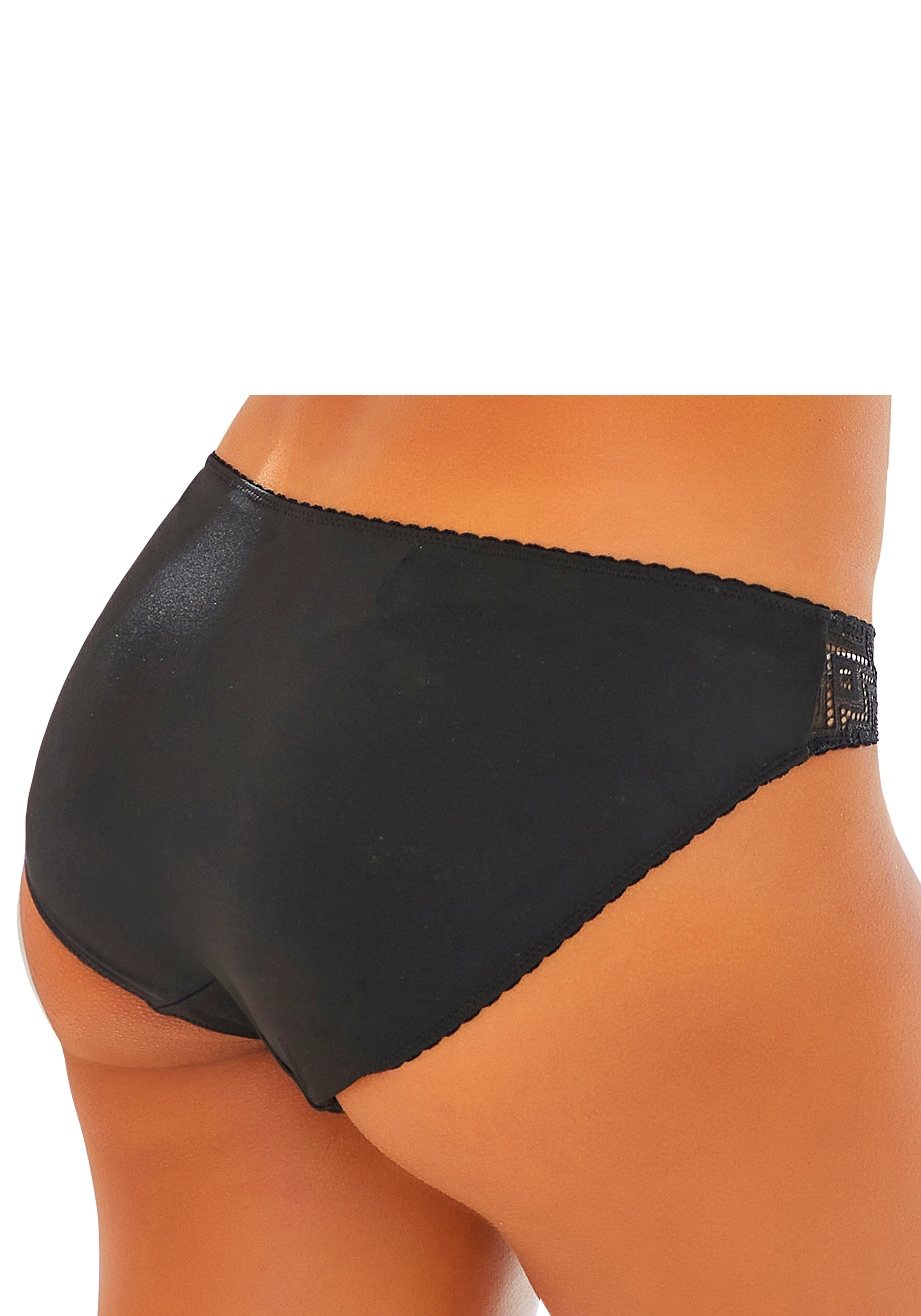 s.Oliver Bikinislip, aus graphischer Spitze mit modischem Cupt-Out