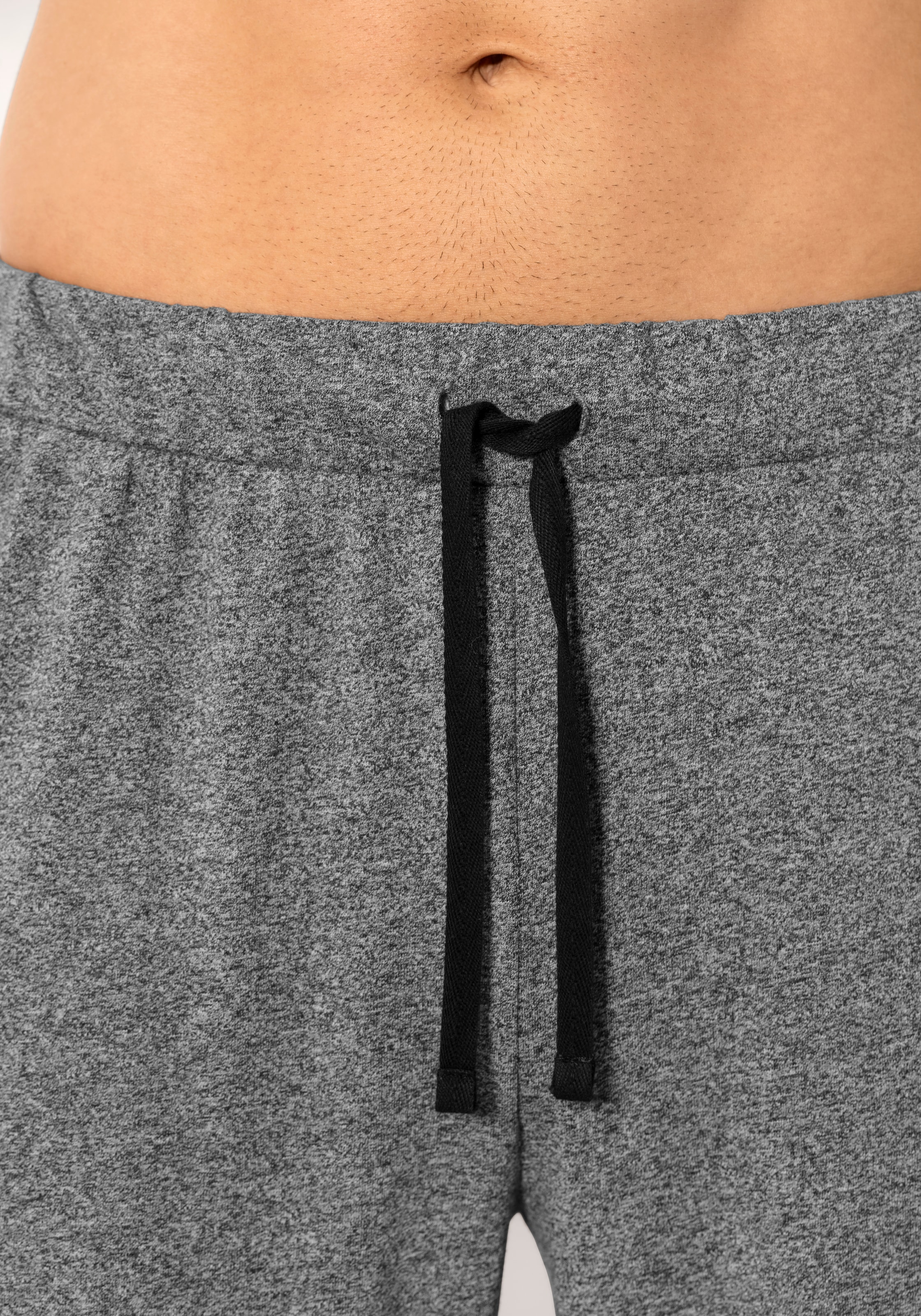Bench. Loungewear Relaxhose, aus leichter Sweat-Qualität
