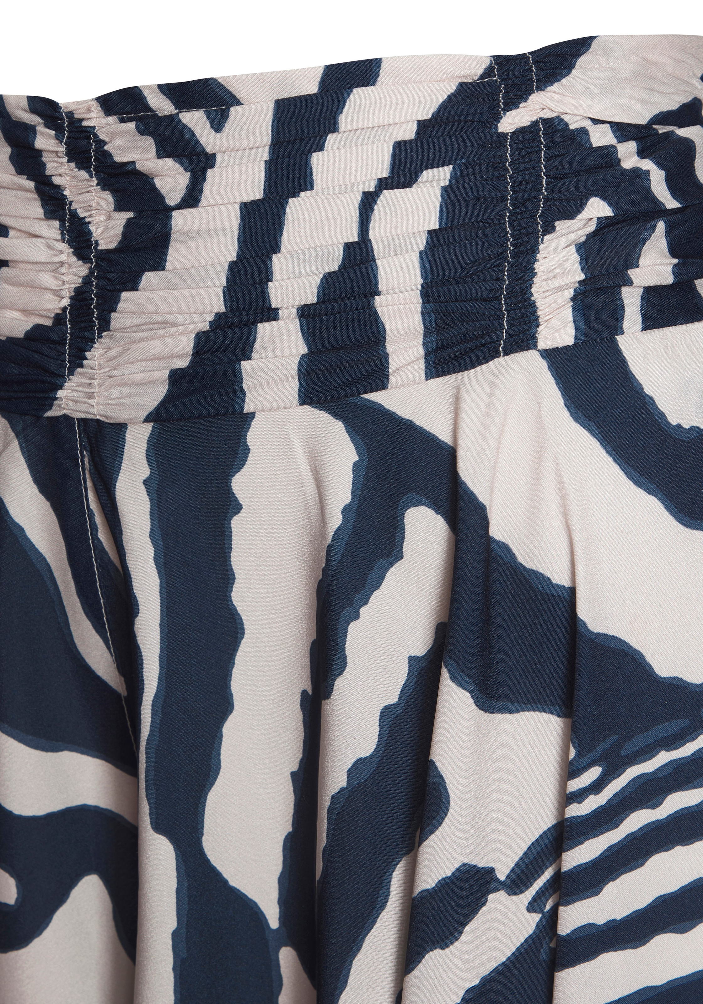 LASCANA Hosenrock mit Alloverdruck, Culotte, extraweites Bein