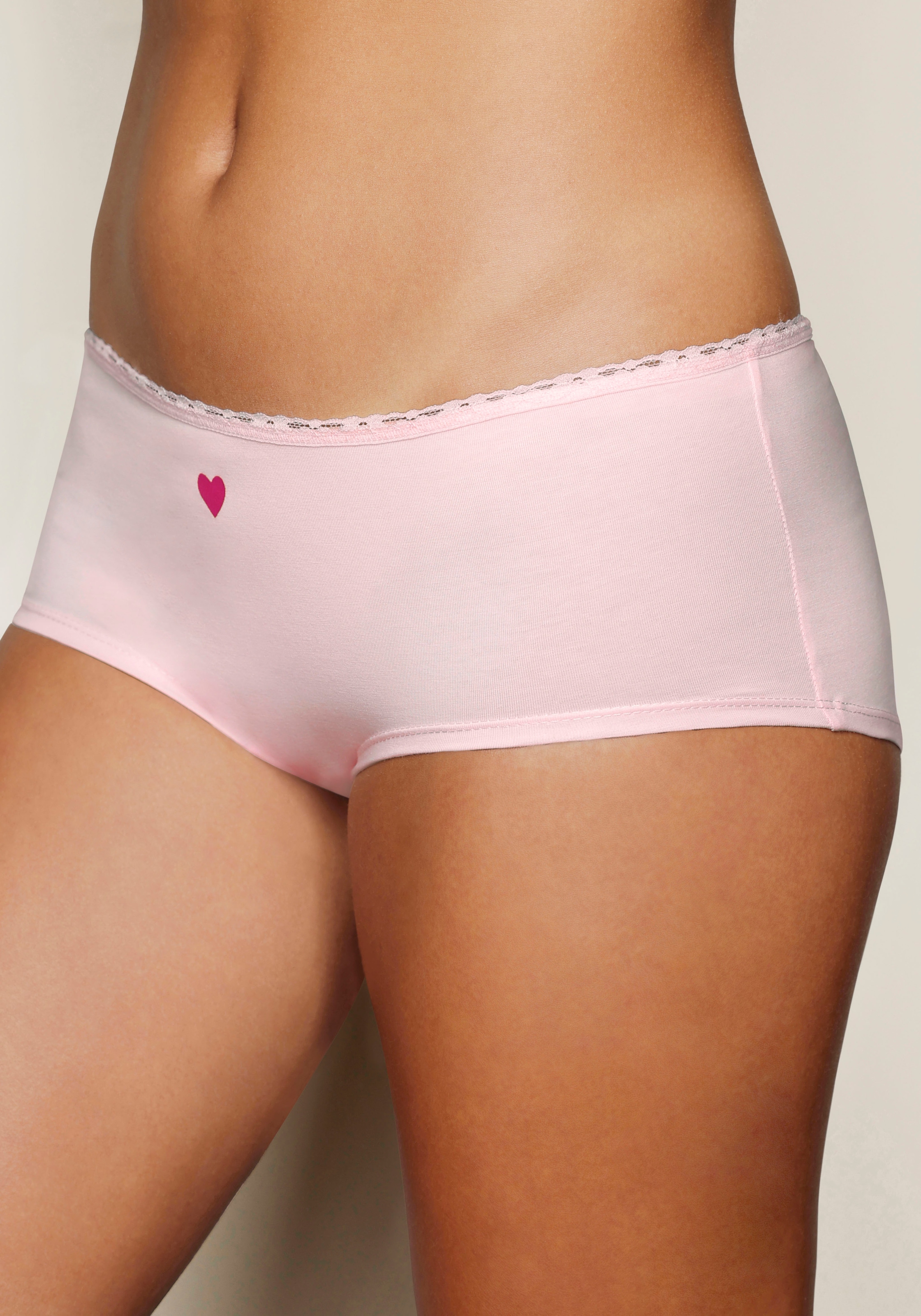 LASCANA Panty, (5er-Pack), mit süßen Herzchen-Prints und aus elastischer Baumwoll-Qualität