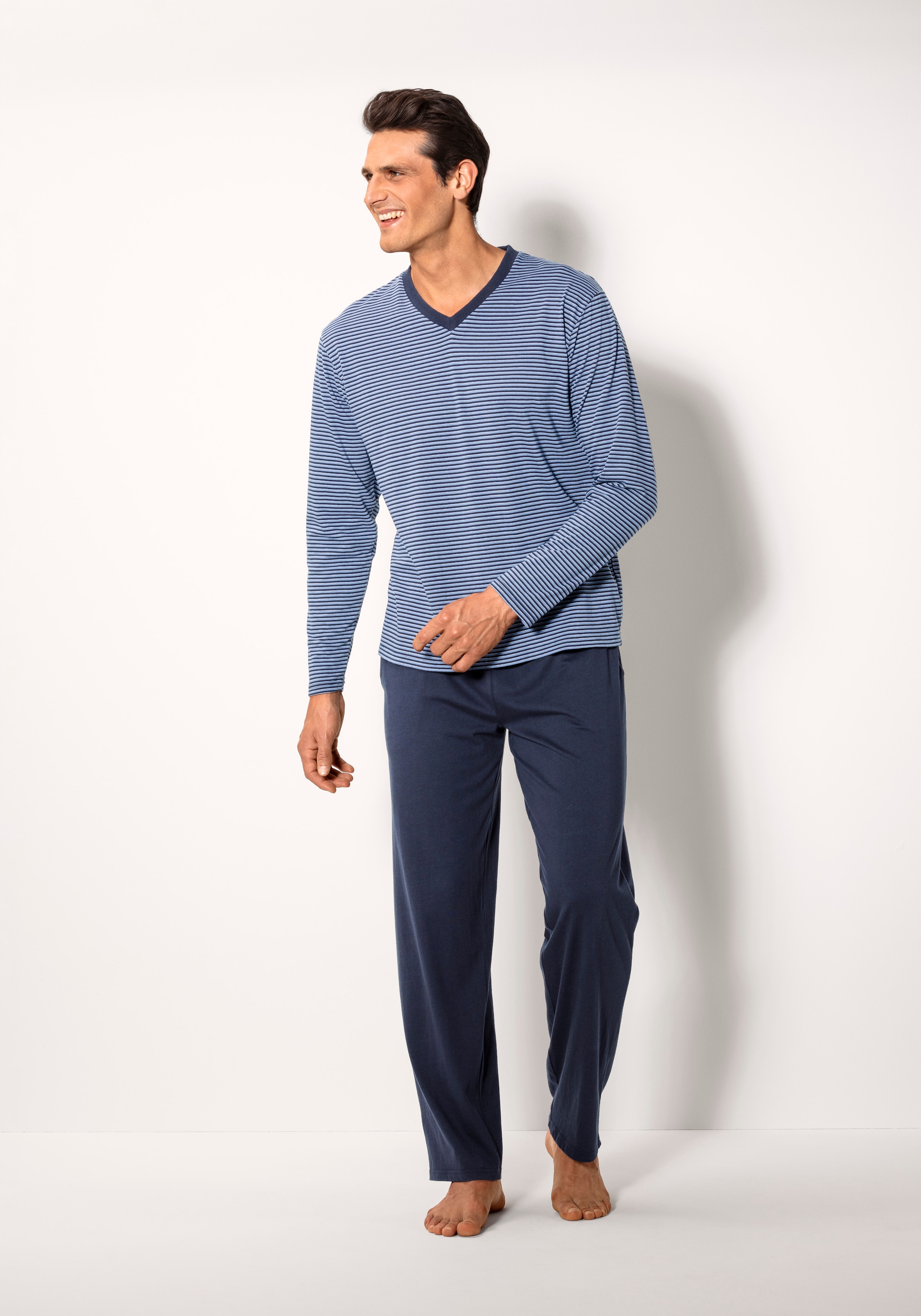 le jogger® Pyjama, (Packung, 4 tlg., 2 Stück), Schlafanzug mit garngefärbten Streifen