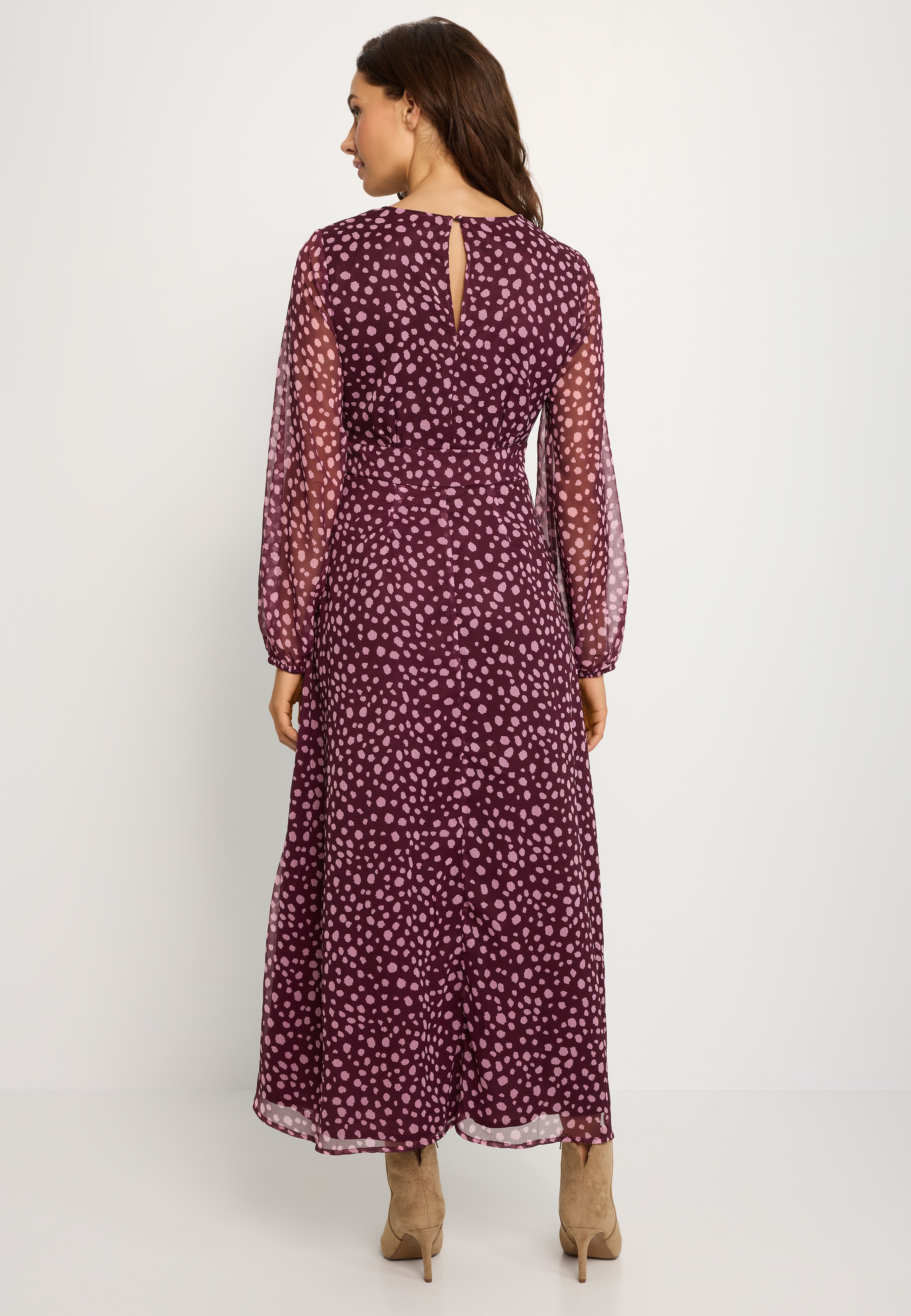 LASCANA Maxikleid Ohne Taschen mit Bindeband, elegantes Maxikleid aus Chiffon