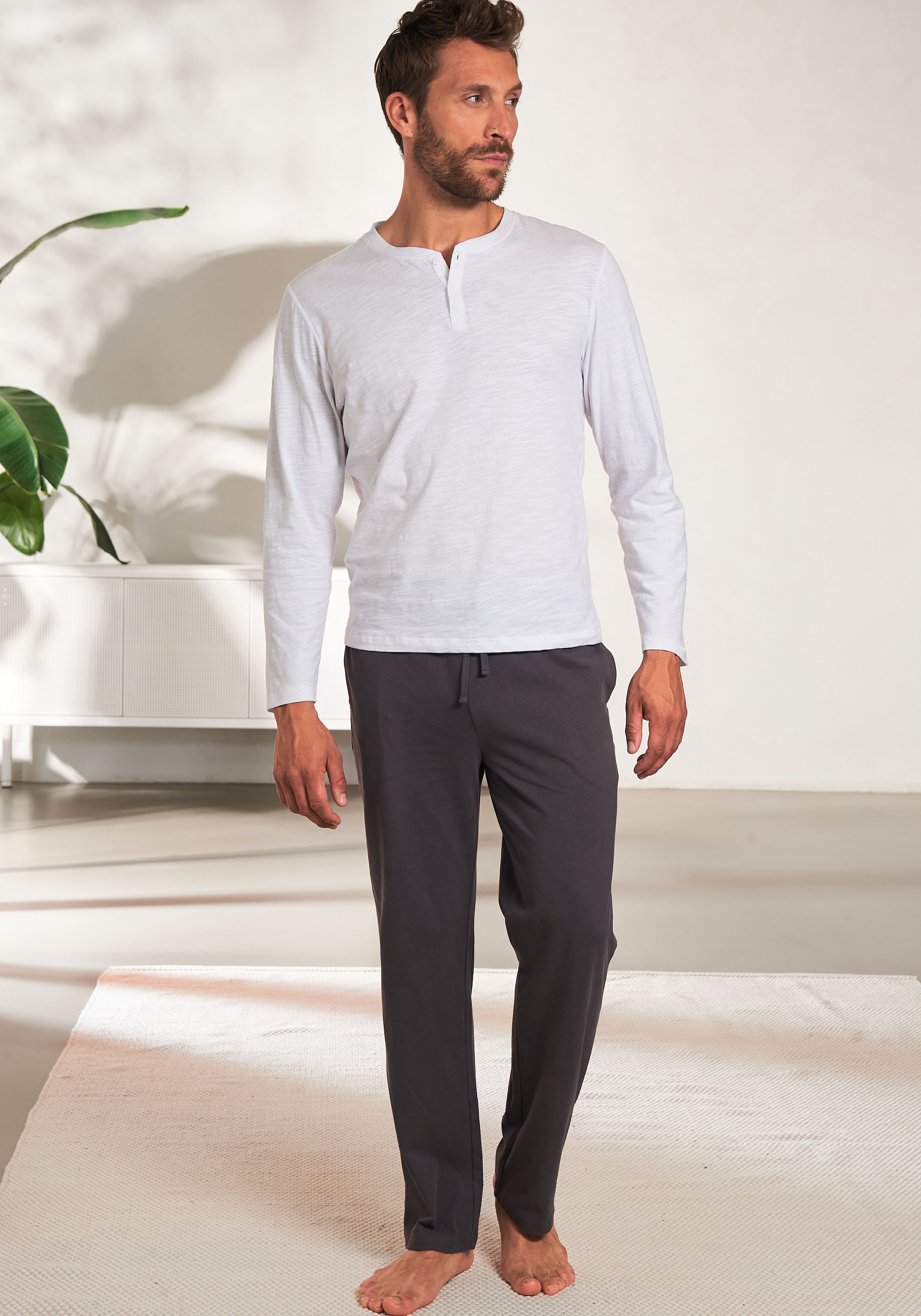 AUTHENTIC LE JOGGER Pyjama, (Packung, 4 tlg., 2 Stück), Schlafanzug mit Knopfleiste, Shirt aus strukturierter Baumwolle
