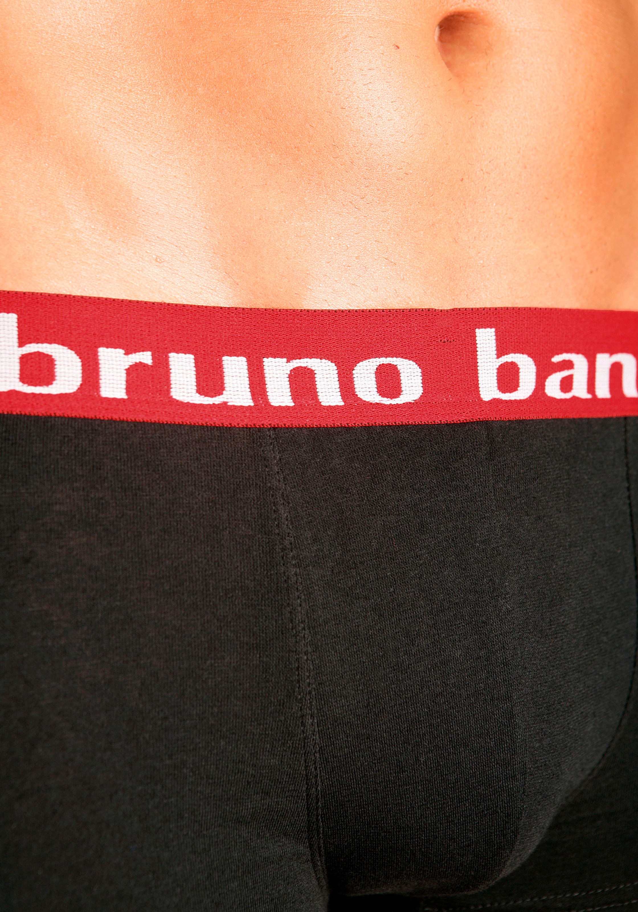 Bruno Banani Hipster, (Packung, 4 St.), knapp sitzende Boxershorts in uni oder gemustert aus Baumwollmischung