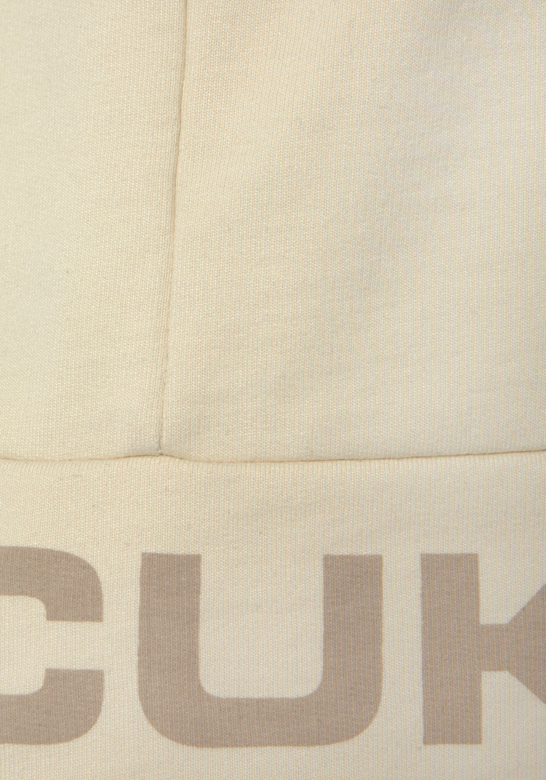 FCUK Sweatshorts, mit Längsteilungsnaht und Logoschriftzug, Loungewear