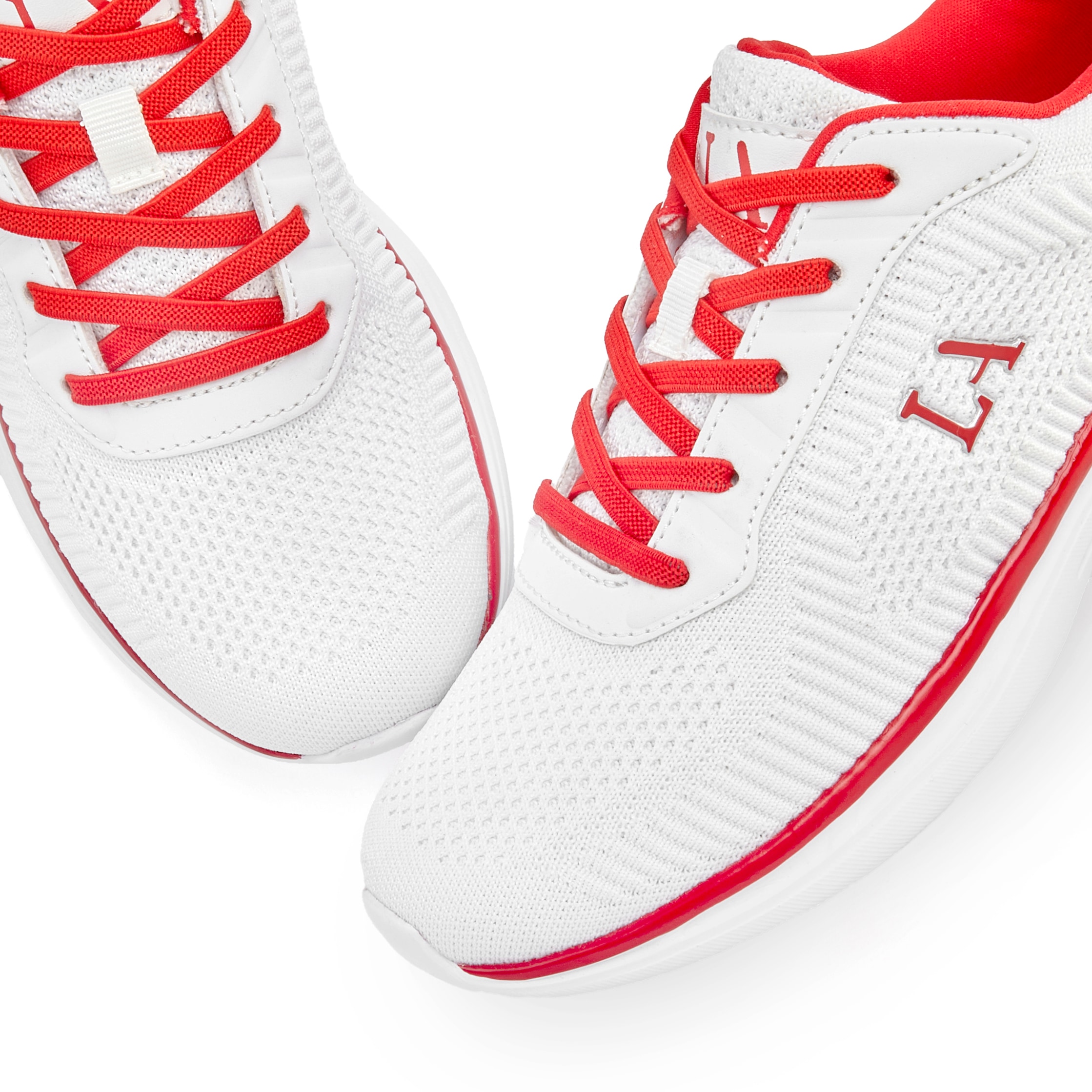 LASCANA Sneaker, Freizeitschuh, Halbschuh im sportiven Look VEGAN