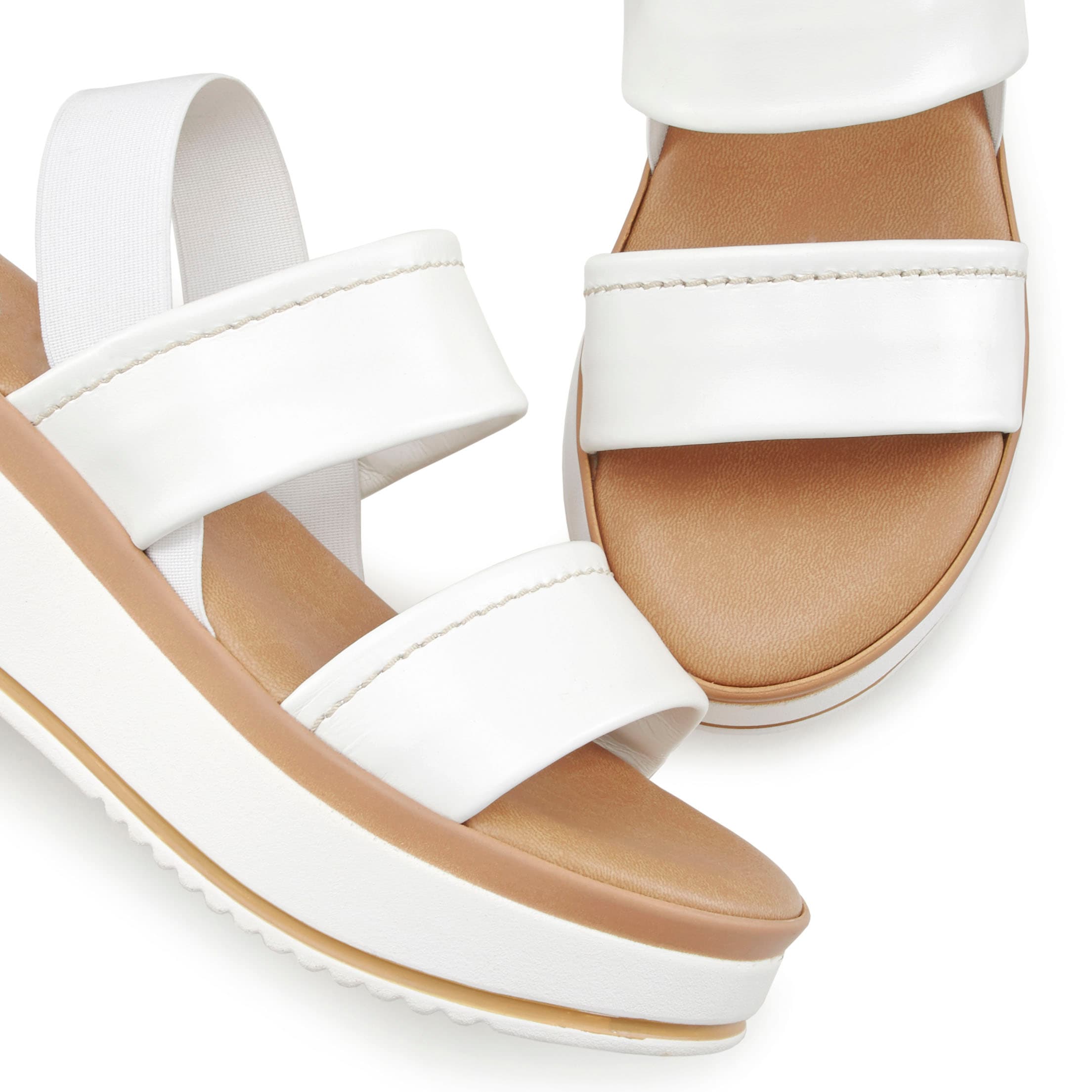 LASCANA Plateausandaletten »Sommerschuh, Sandale, Sandalette, offener Schuh,«, Sandalette aus Leder mit modisch bequemer Plateausohle