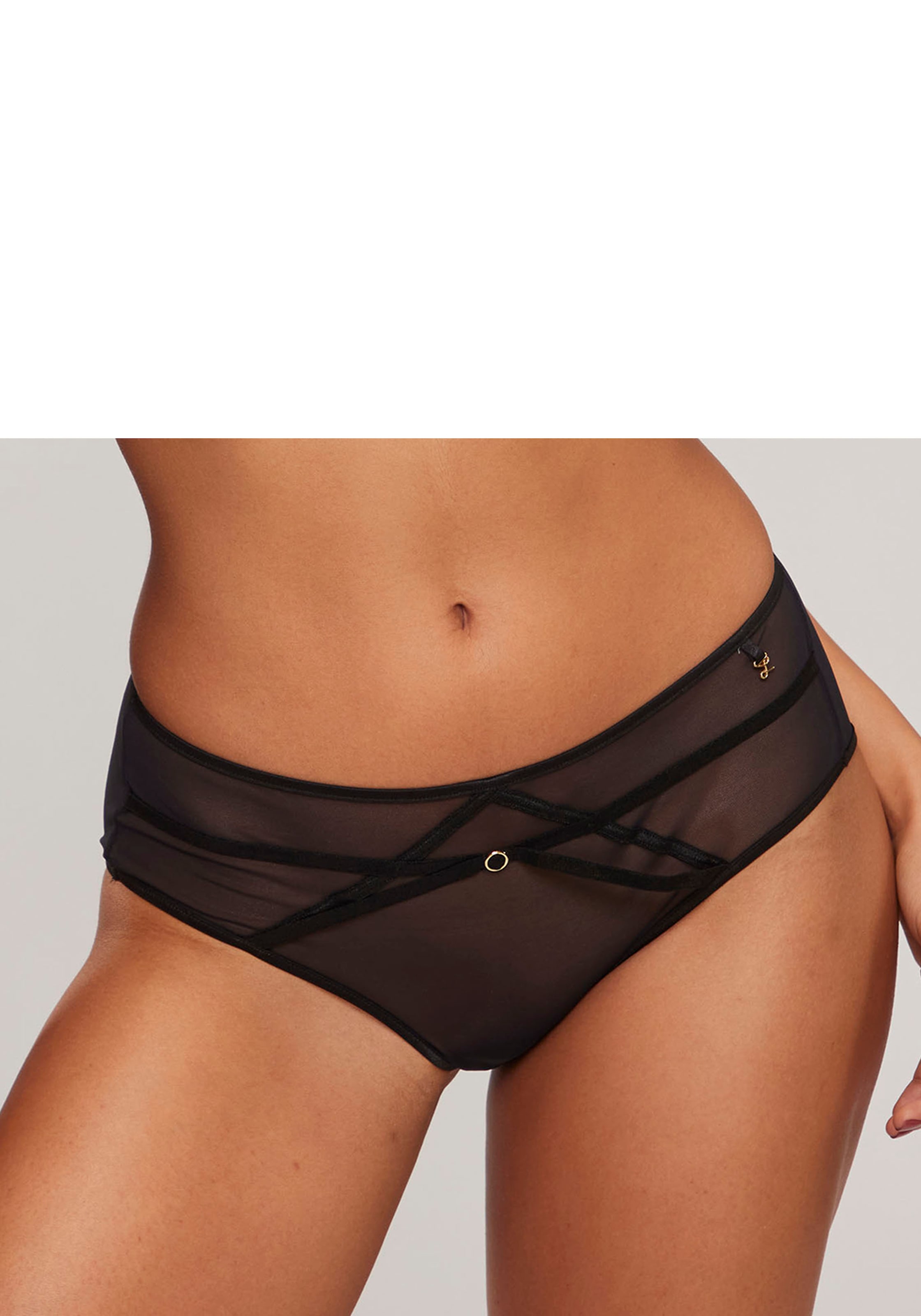 LASCANA Panty mit edlem Bänderdetail und sexy Cut-Out