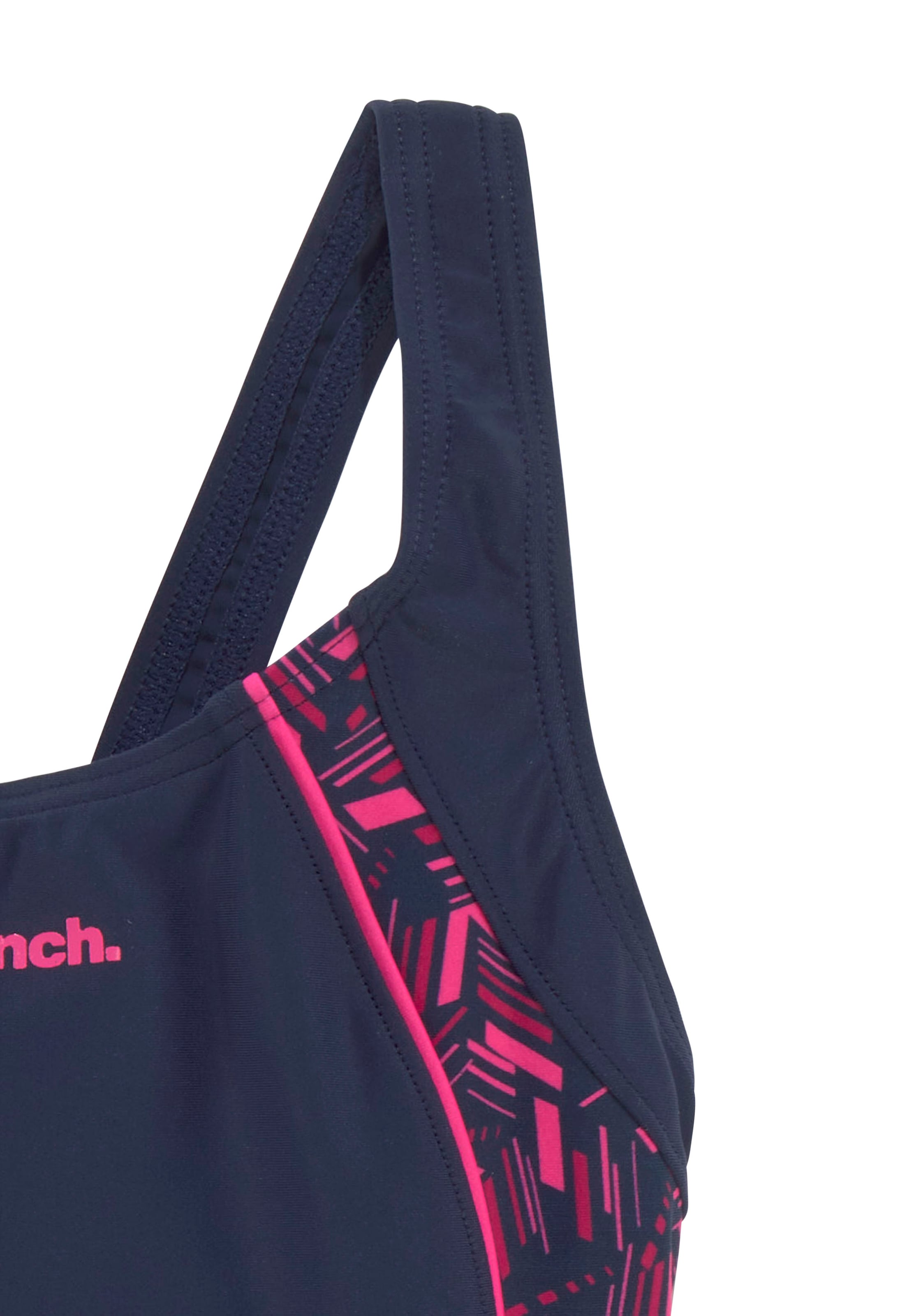 Bench. Badeanzug mit geometrische bedruckten Einsätzen