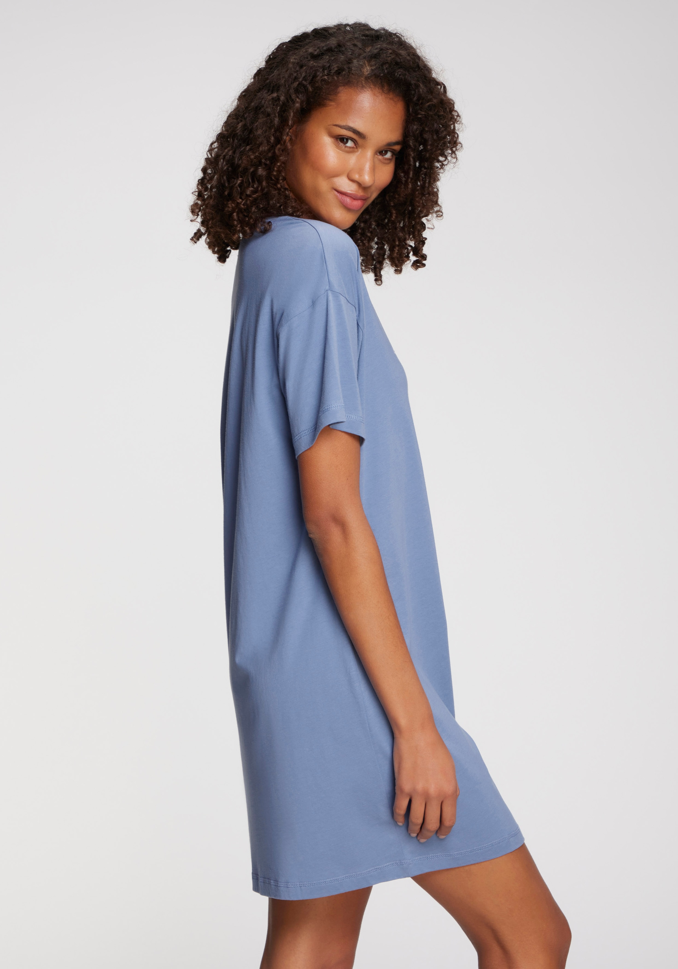 Vivance Dreams Nachthemd, mit kleinem Frontdruck