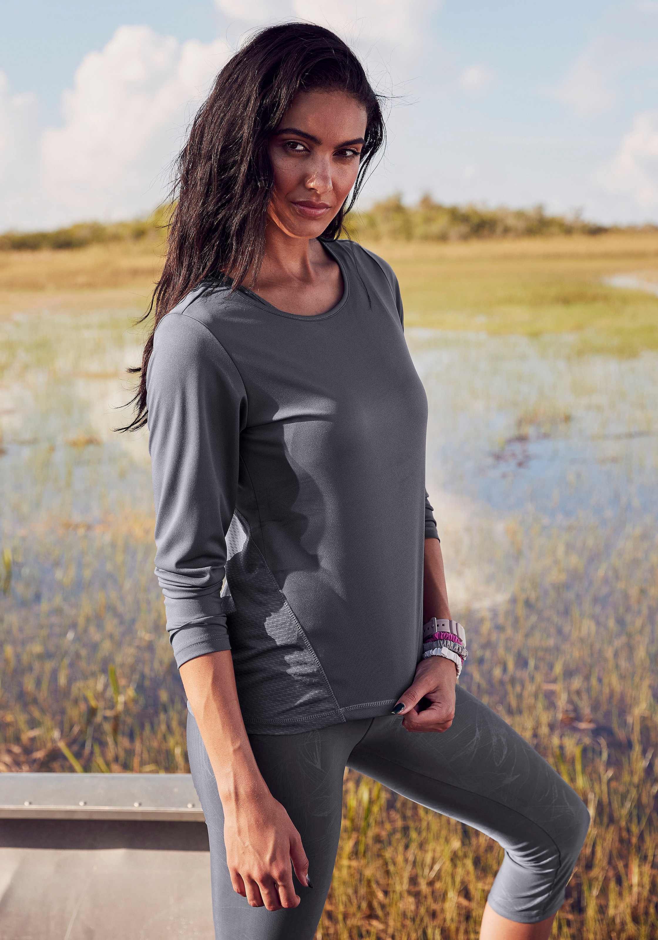 LASCANA ACTIVE Funktionsshirt, mit Mesh-Einsatz