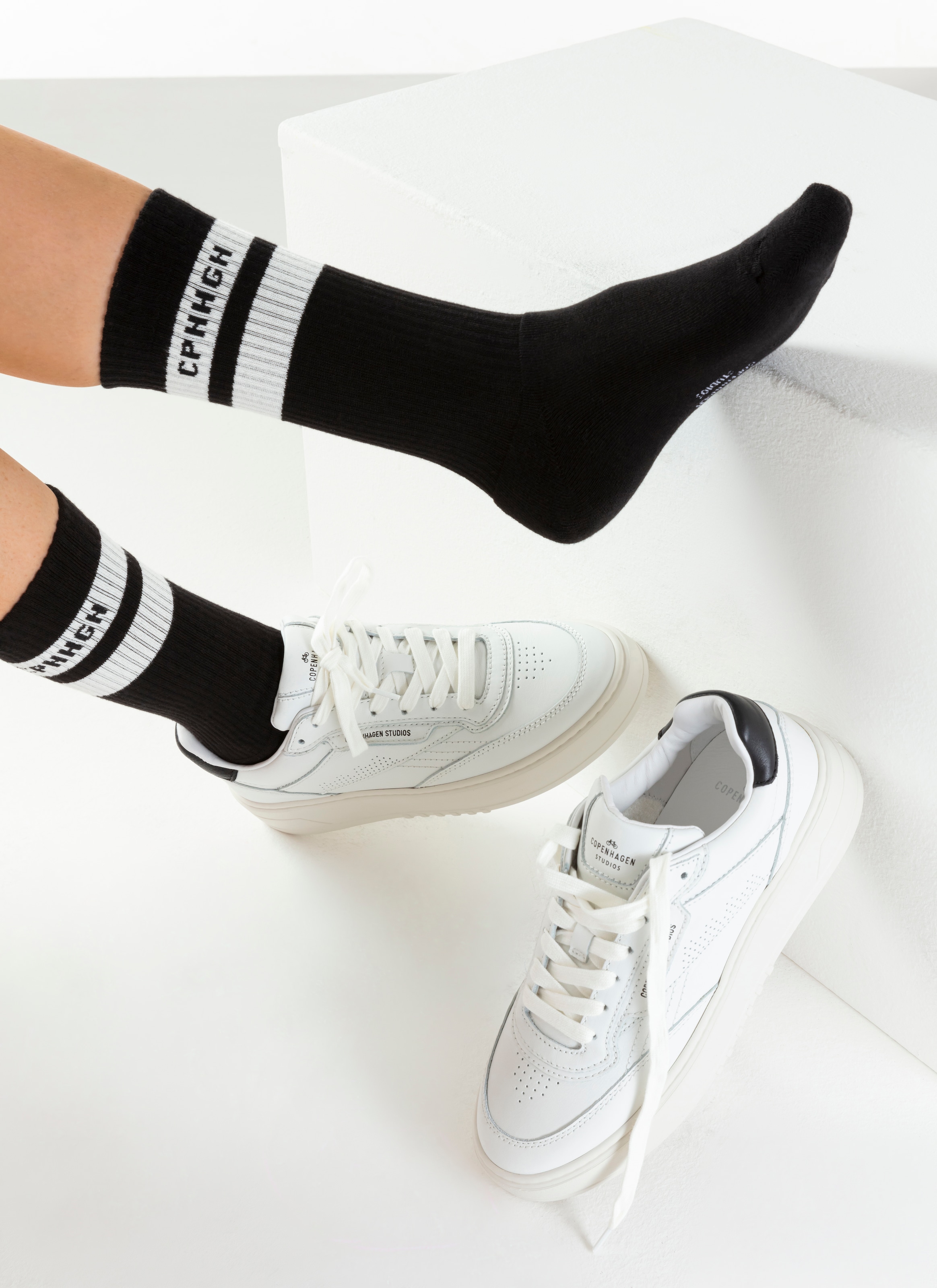 Copenhagen Studios Tennissocken, (Packung, 3 Paar), mit Streifendesign und Vollfrottee
