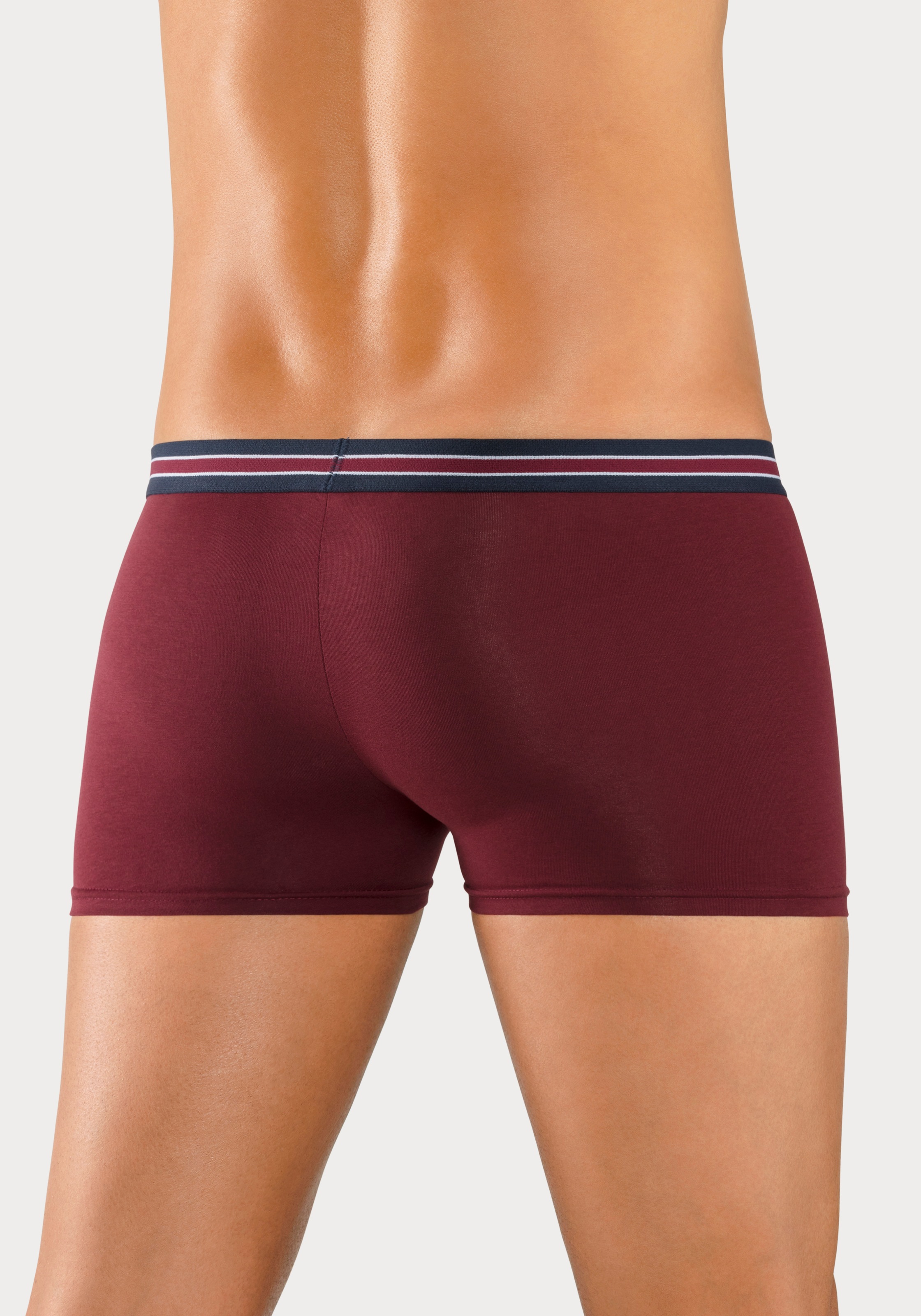 Bench. Boxer »Boxershorts für Herren«, (Packung, 4 St.), Unterhosen mit seitlichem Logo Druck