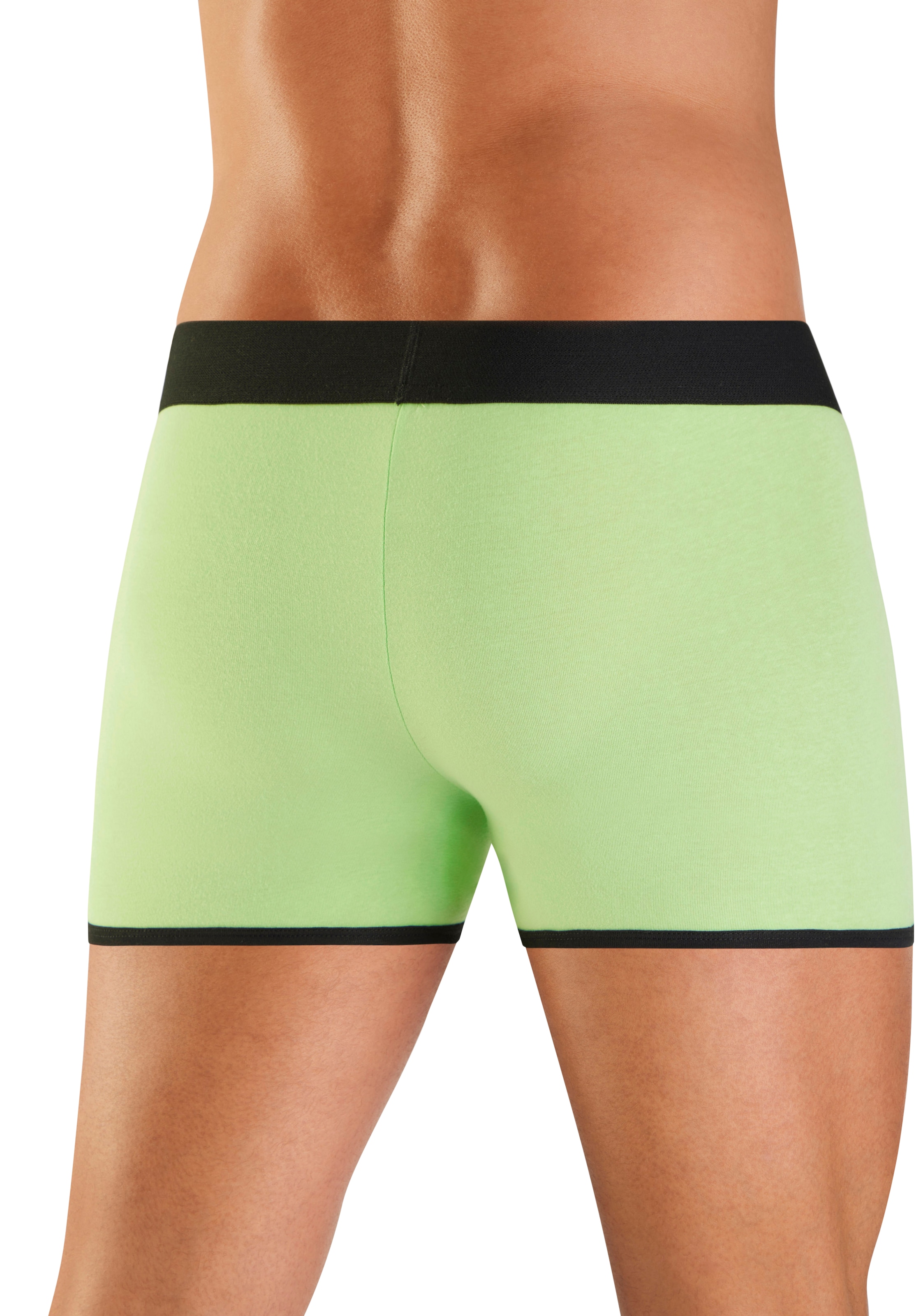 Bruno Banani Boxer »Boxershorts für Herren« Packung, 3 Stk. mit modischen Einfassungen
