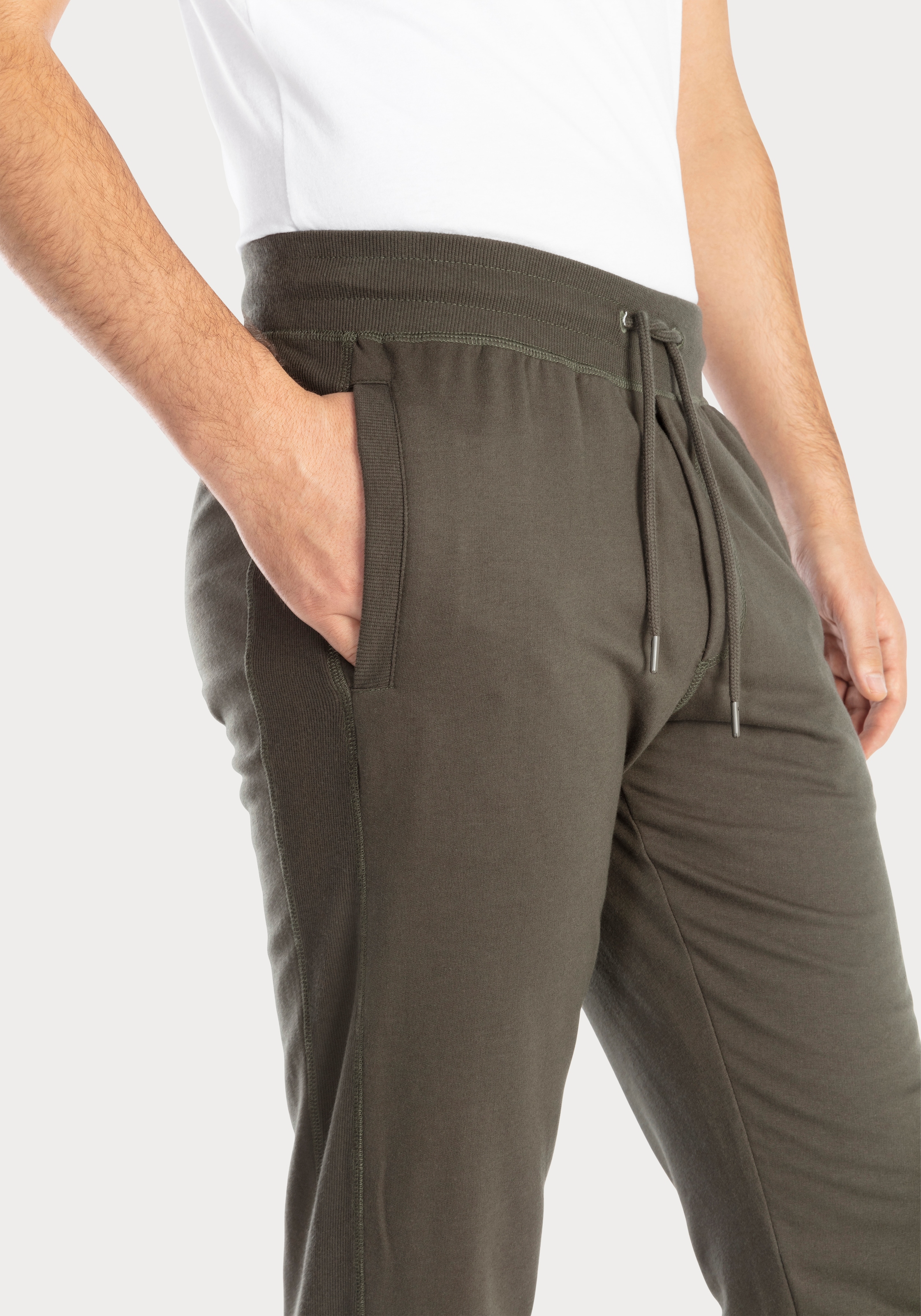 s.Oliver Sweathose, Jogginghose mit seitlichen Rippeneinsatz