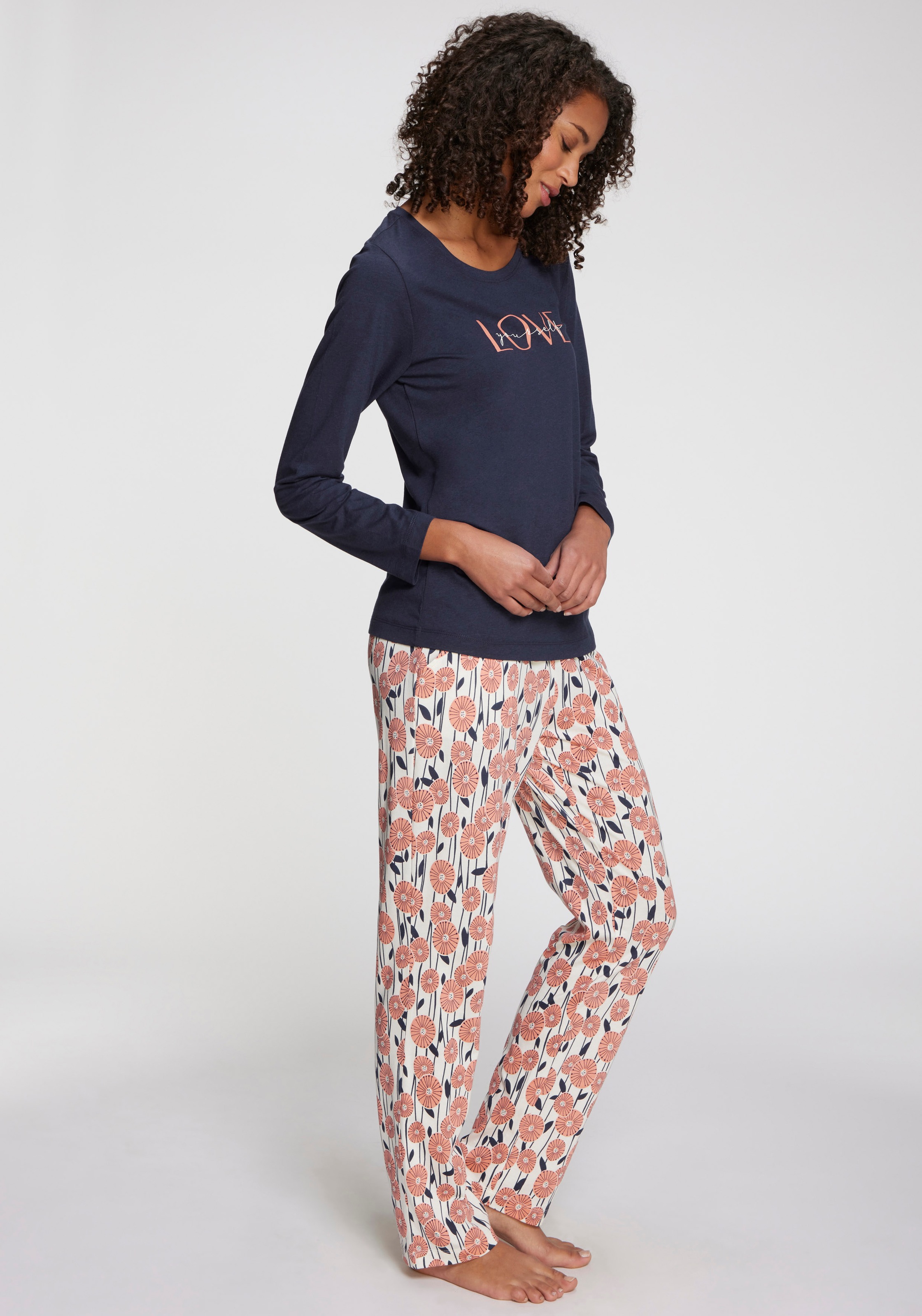 Vivance Dreams Pyjamahose, Mit schönem Muster
