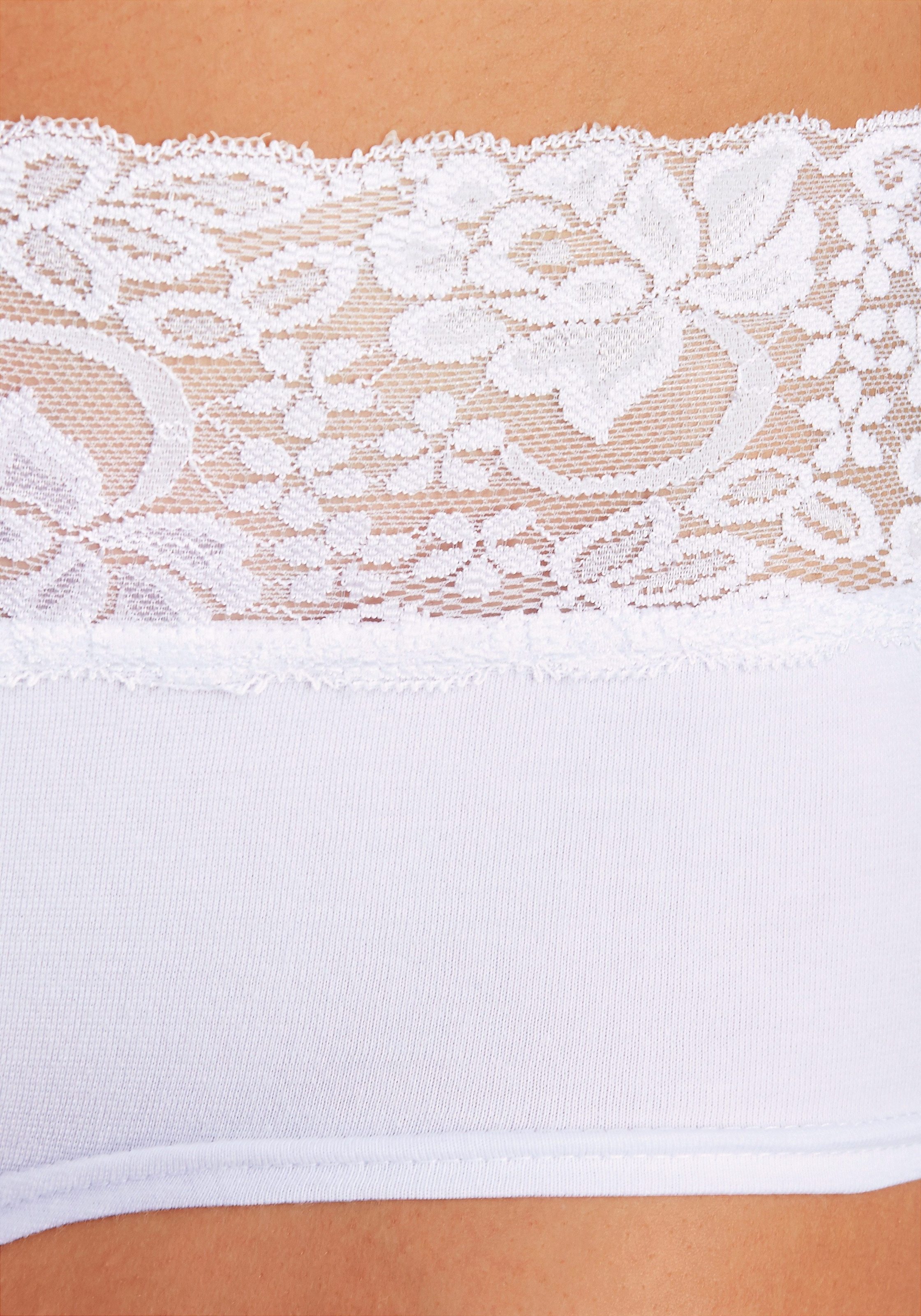Vivance Panty, (3er-Pack), aus elastischer Baumwolle mit floraler Spitze