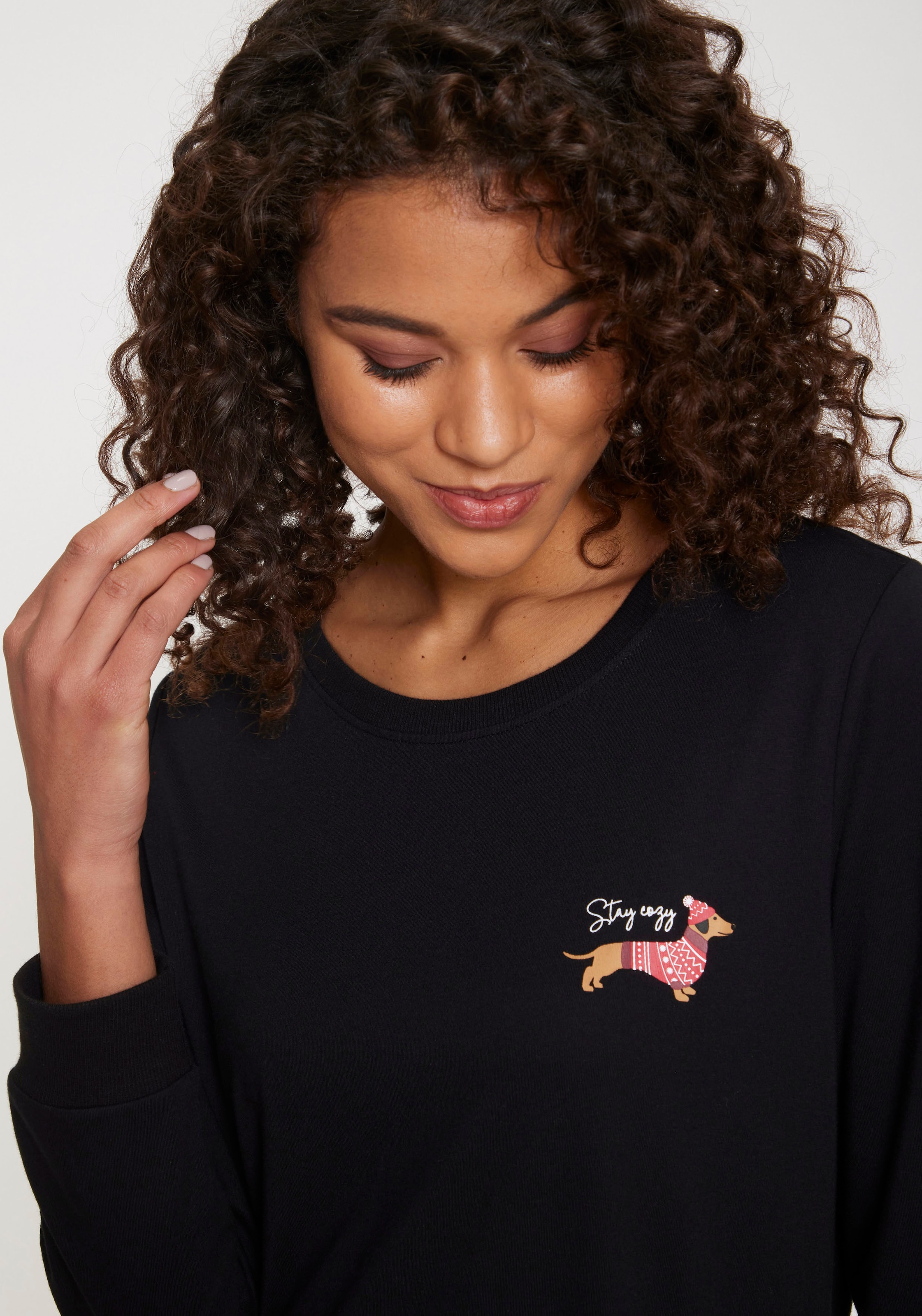 LASCANA Pyjama, (Set, 2 tlg.), mit süßem Dackel-Motiv
