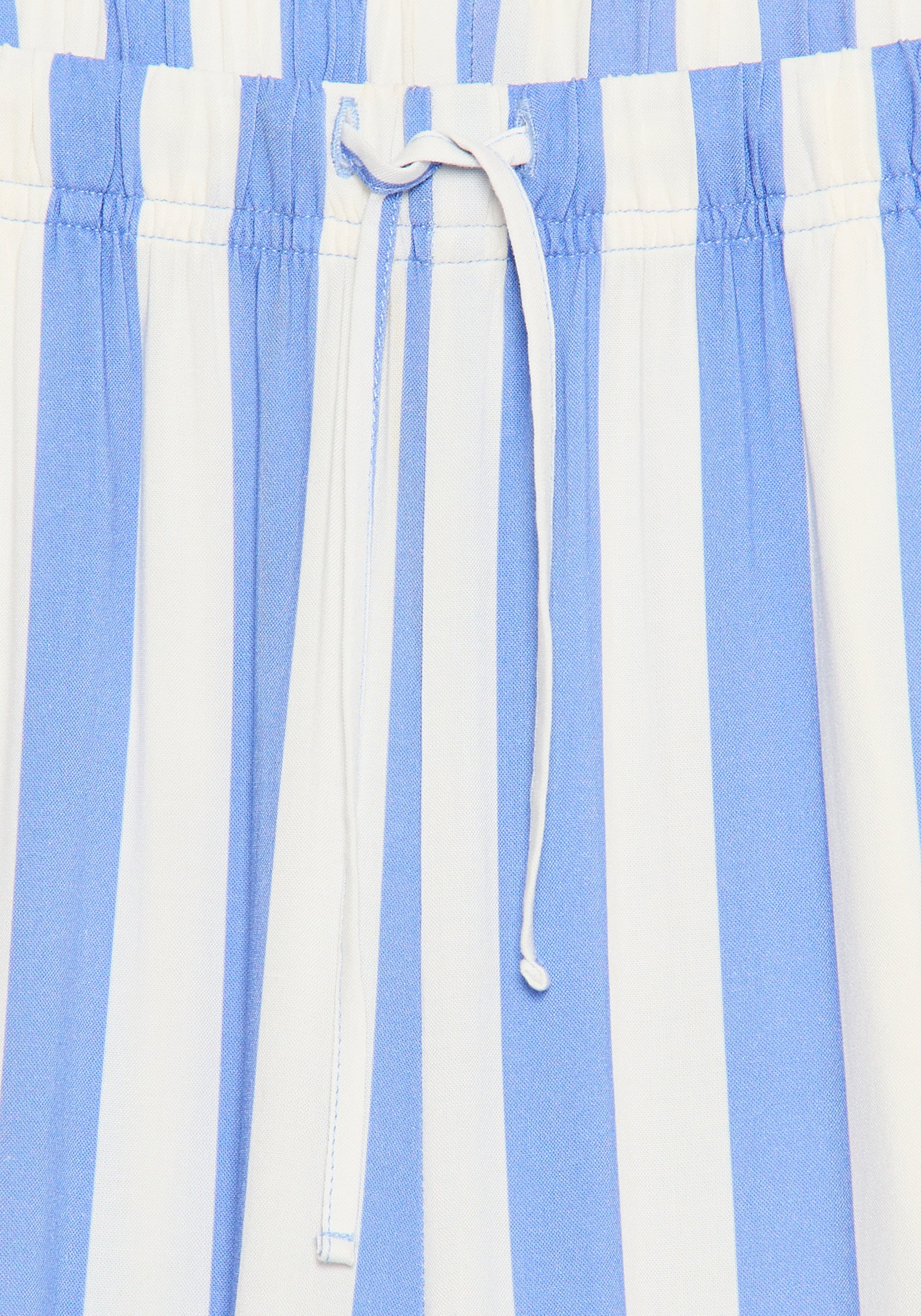 s.Oliver  mit breitem Aufschlag am Saum