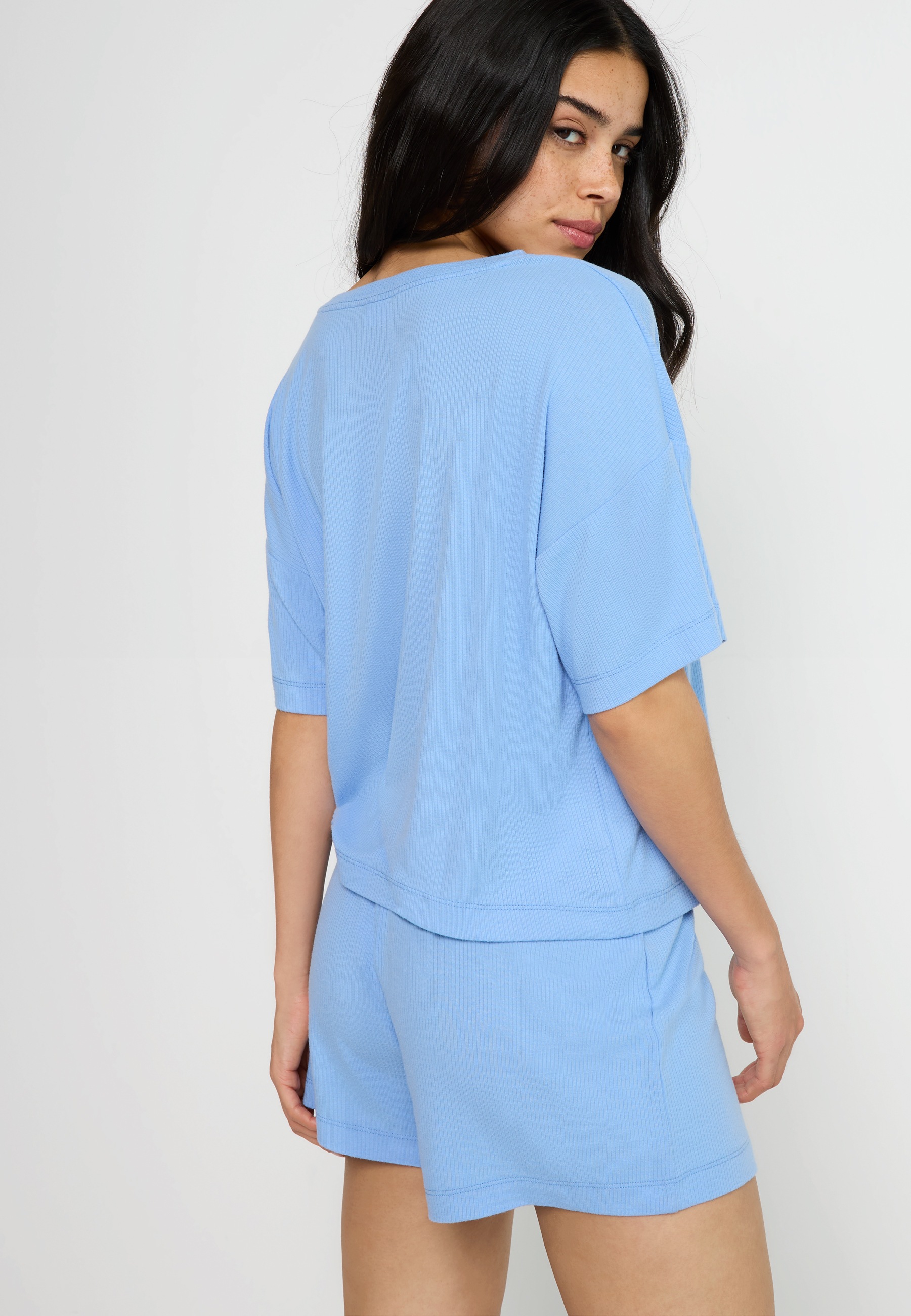 LSCN by LASCANA Shorty 2 tlg. mit Zierknopfleiste an der Hose