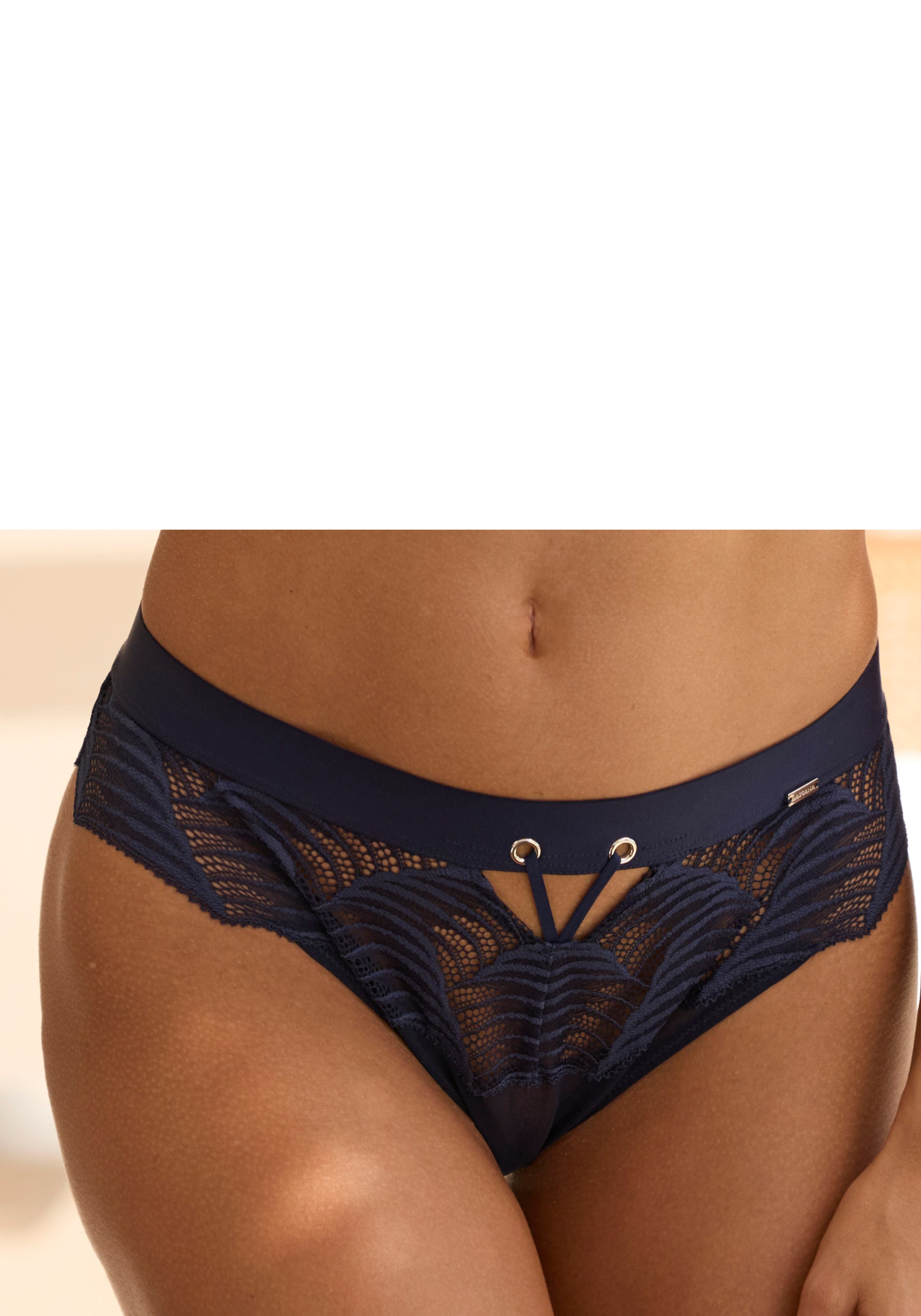 LASCANA String »Marla« aus Spitze mit modischer Bänder-Optik