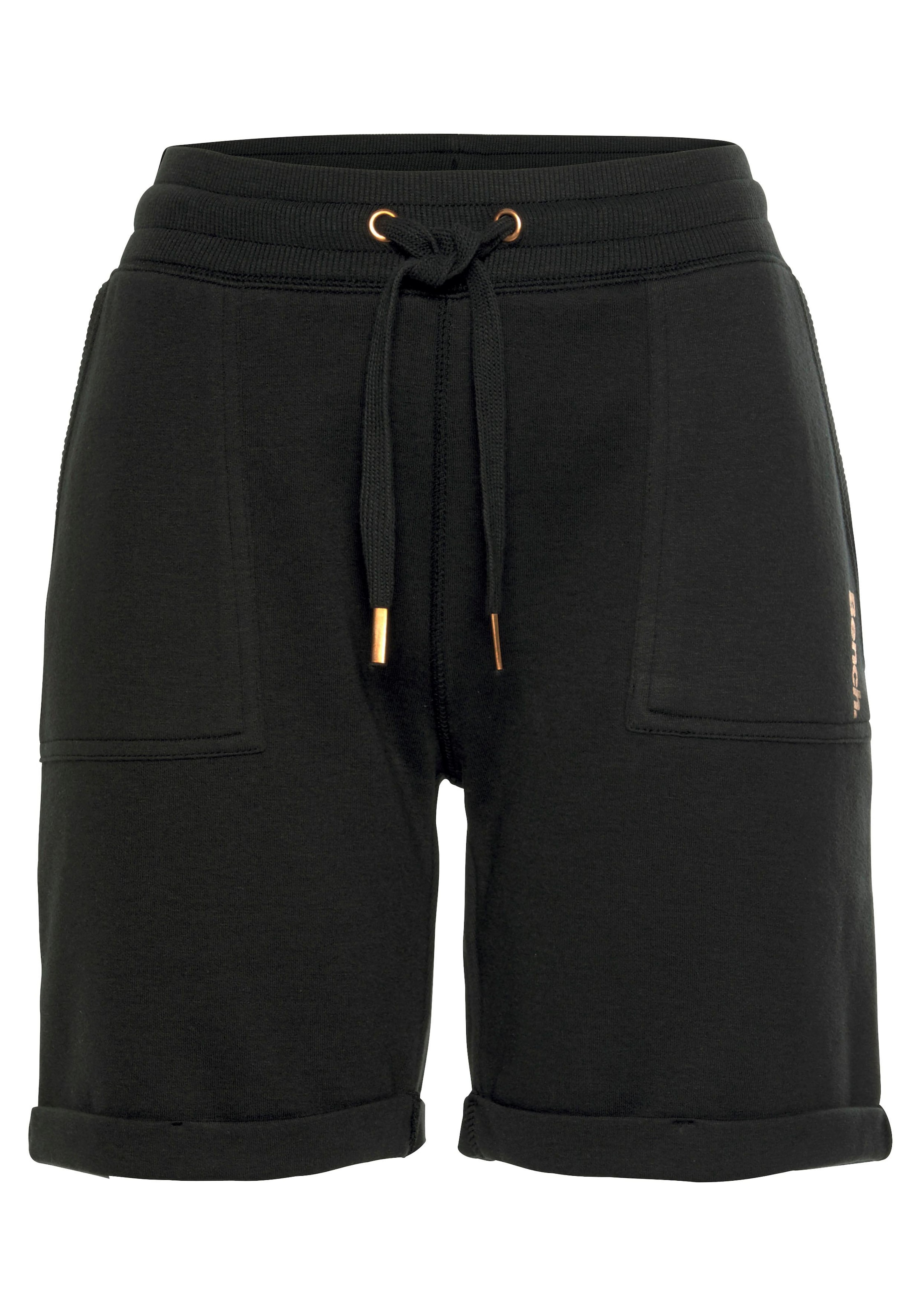 Bench. Loungewear Bermudas, mit aufgeschlagenen Beinsäumen und seitlichen Taschen, Loungewear
