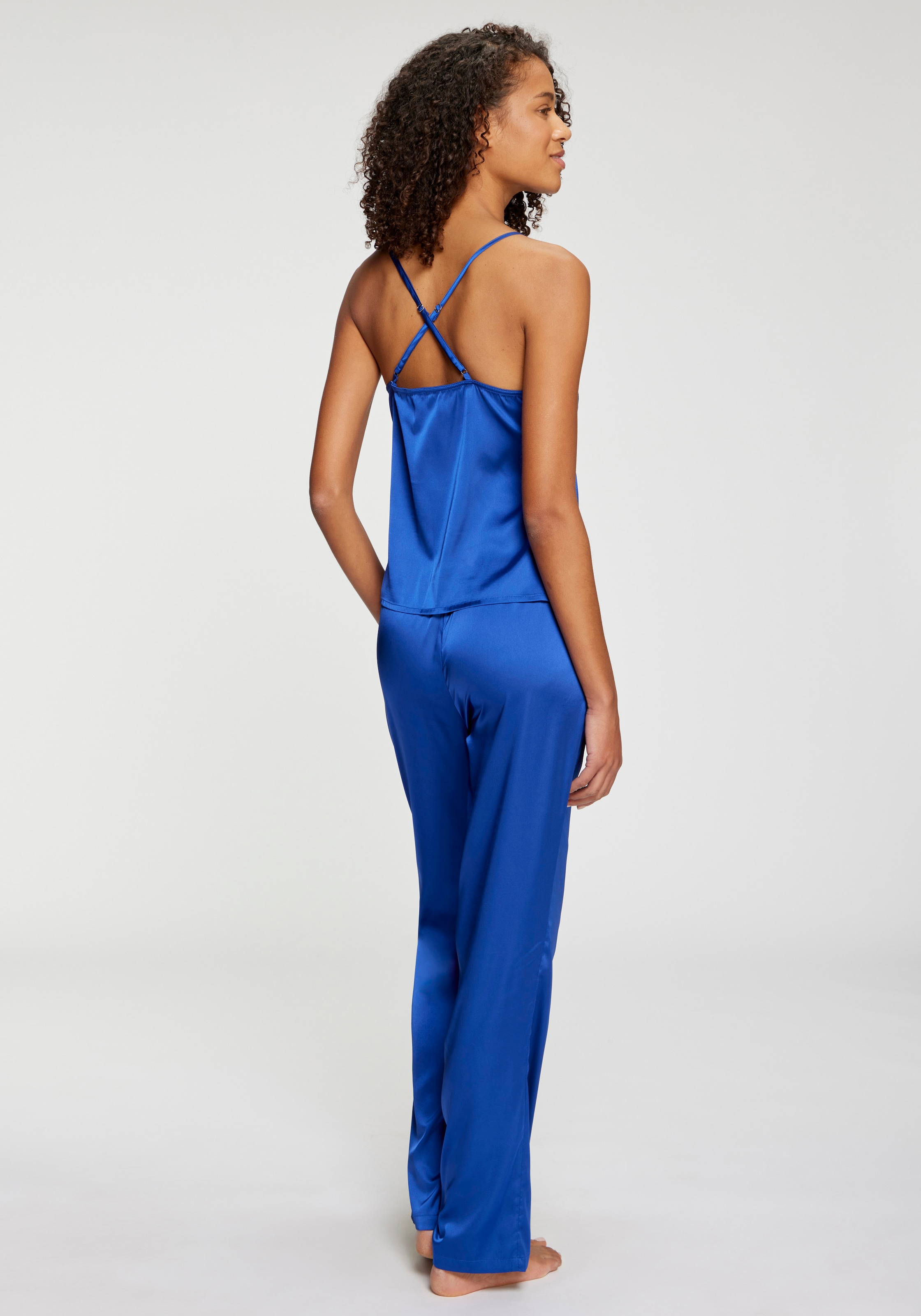 LASCANA Pyjama Set, 2 tlg. mit seitlichen Bändern zum Verschließen