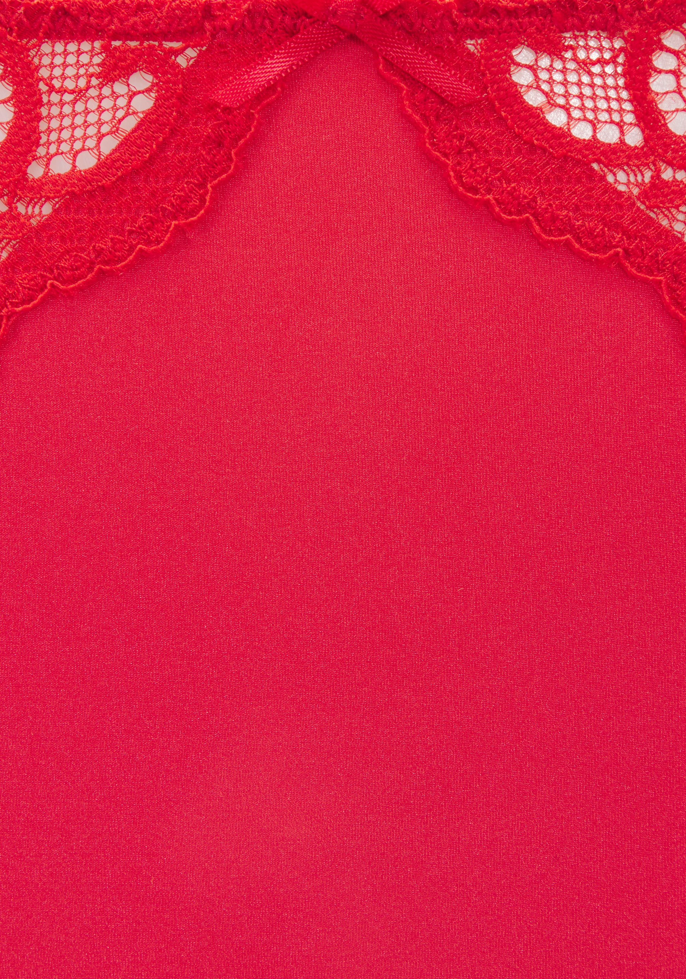 petite fleur by Lascana Slip Packung, 3 Stück,  mit floraler Spitze und weichem Microtouch