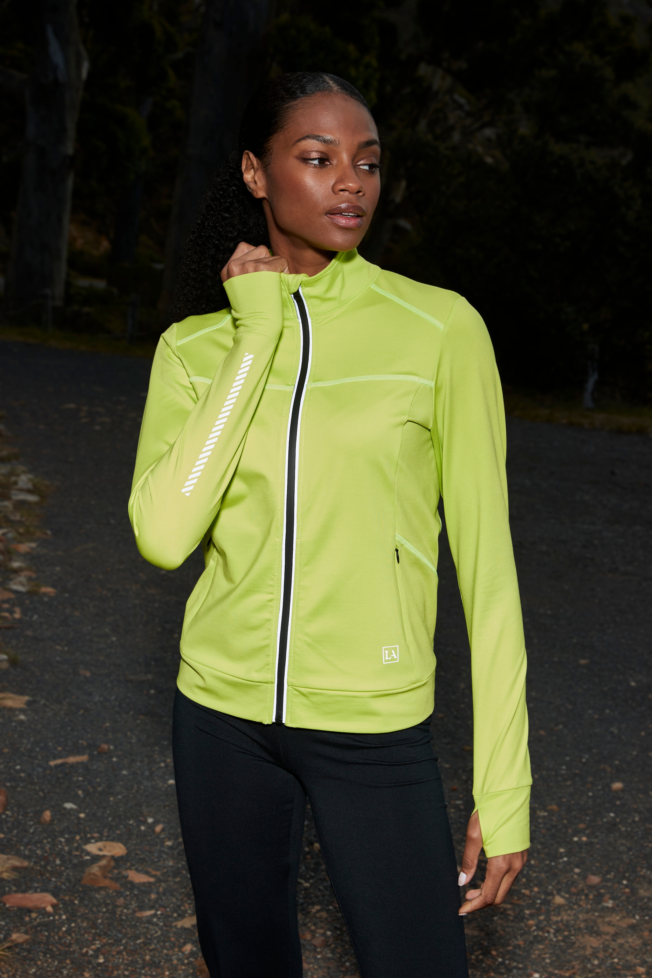 LASCANA ACTIVE Laufjacke, Thermo mit reflektierenden Details