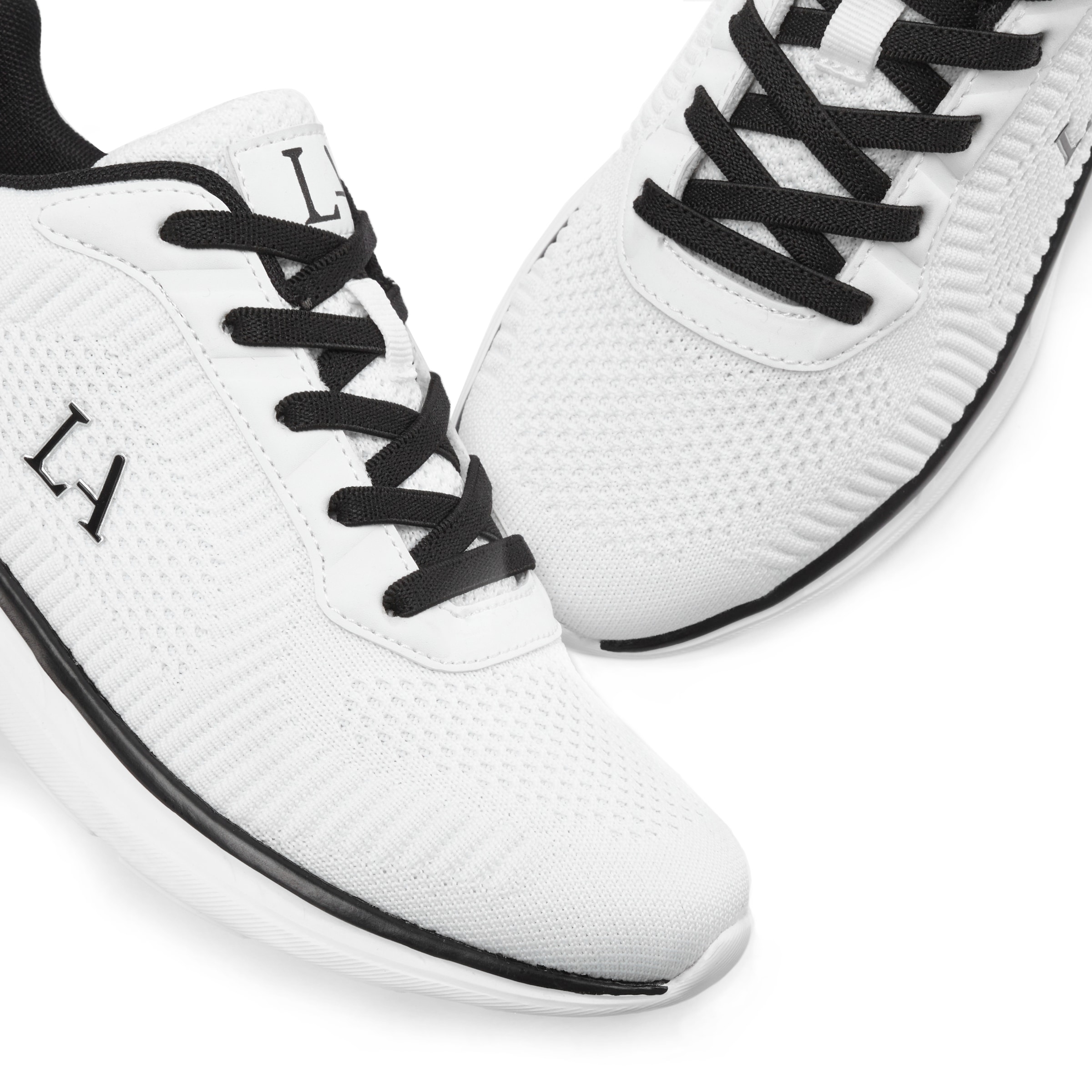 LASCANA Sneaker, Freizeitschuh, Halbschuh im sportiven Look VEGAN