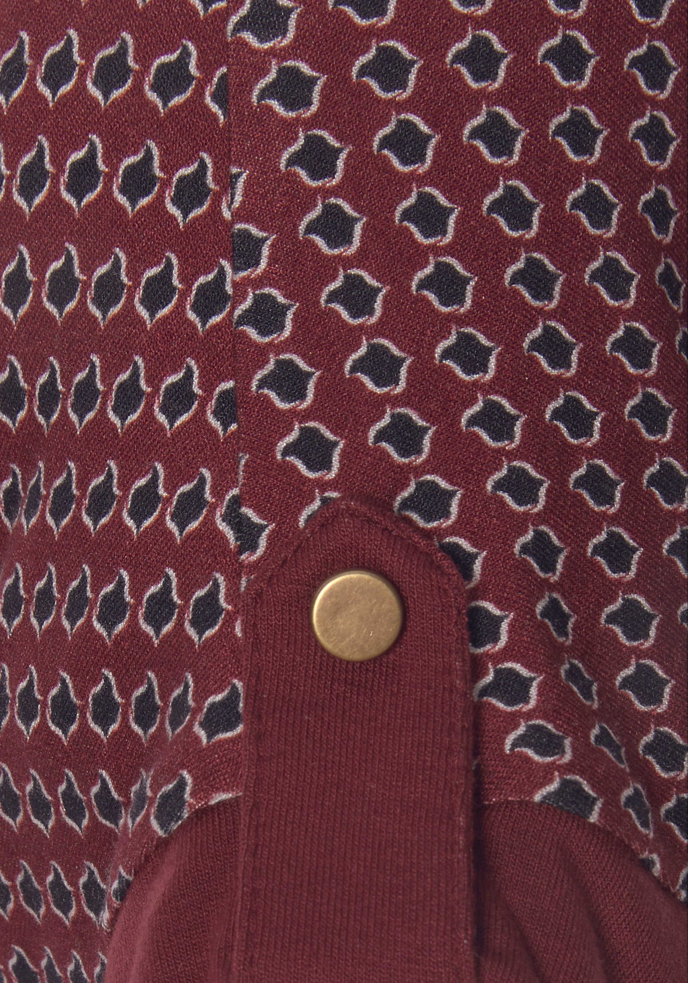 Vivance Kurzarmshirt »mit dekorativem Ärmelsaum«, aus weichem Viskose-Stretch