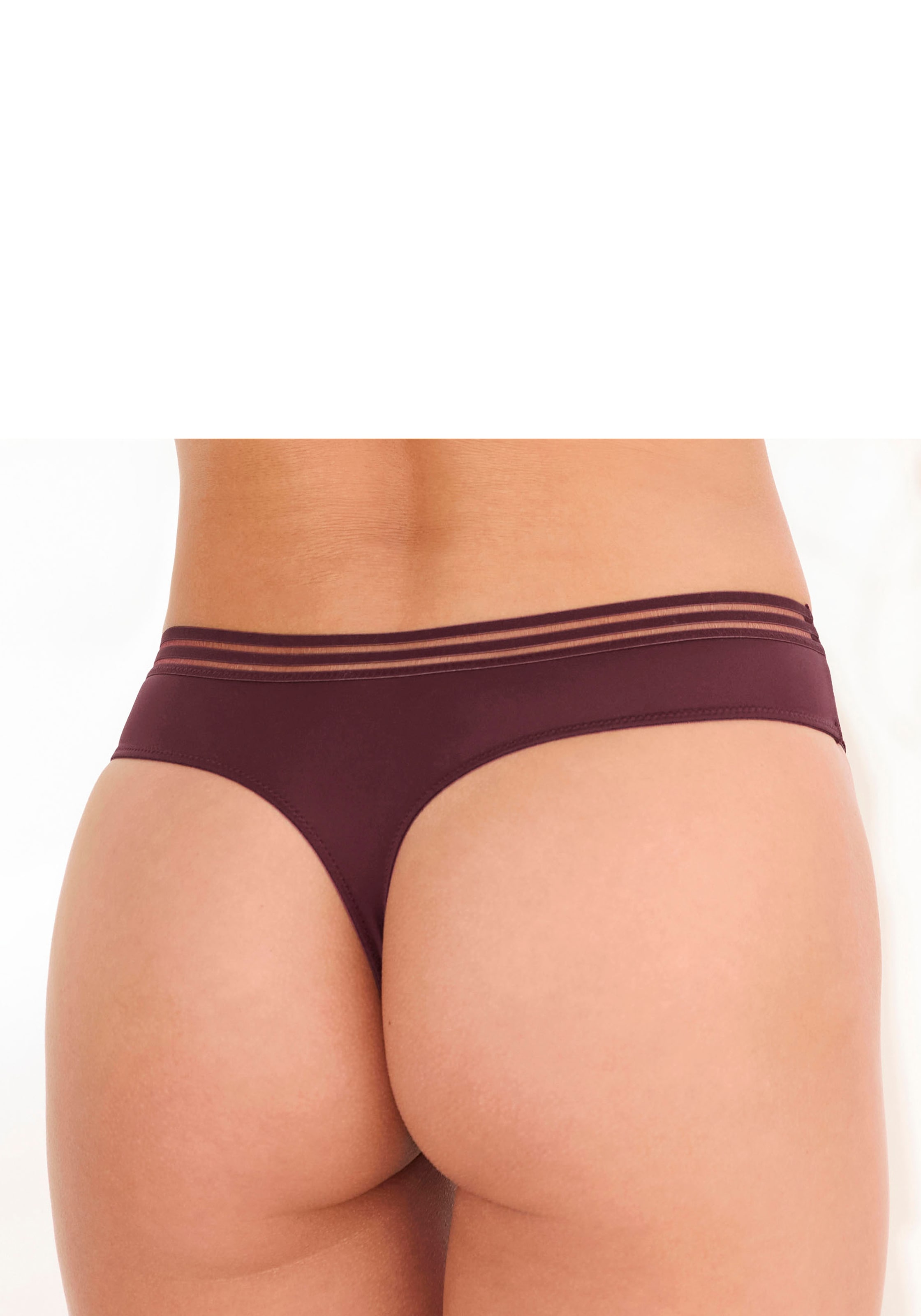 s.Oliver String »Milene« mit graphischen, dezent transparenten Spitzeneinsätzen