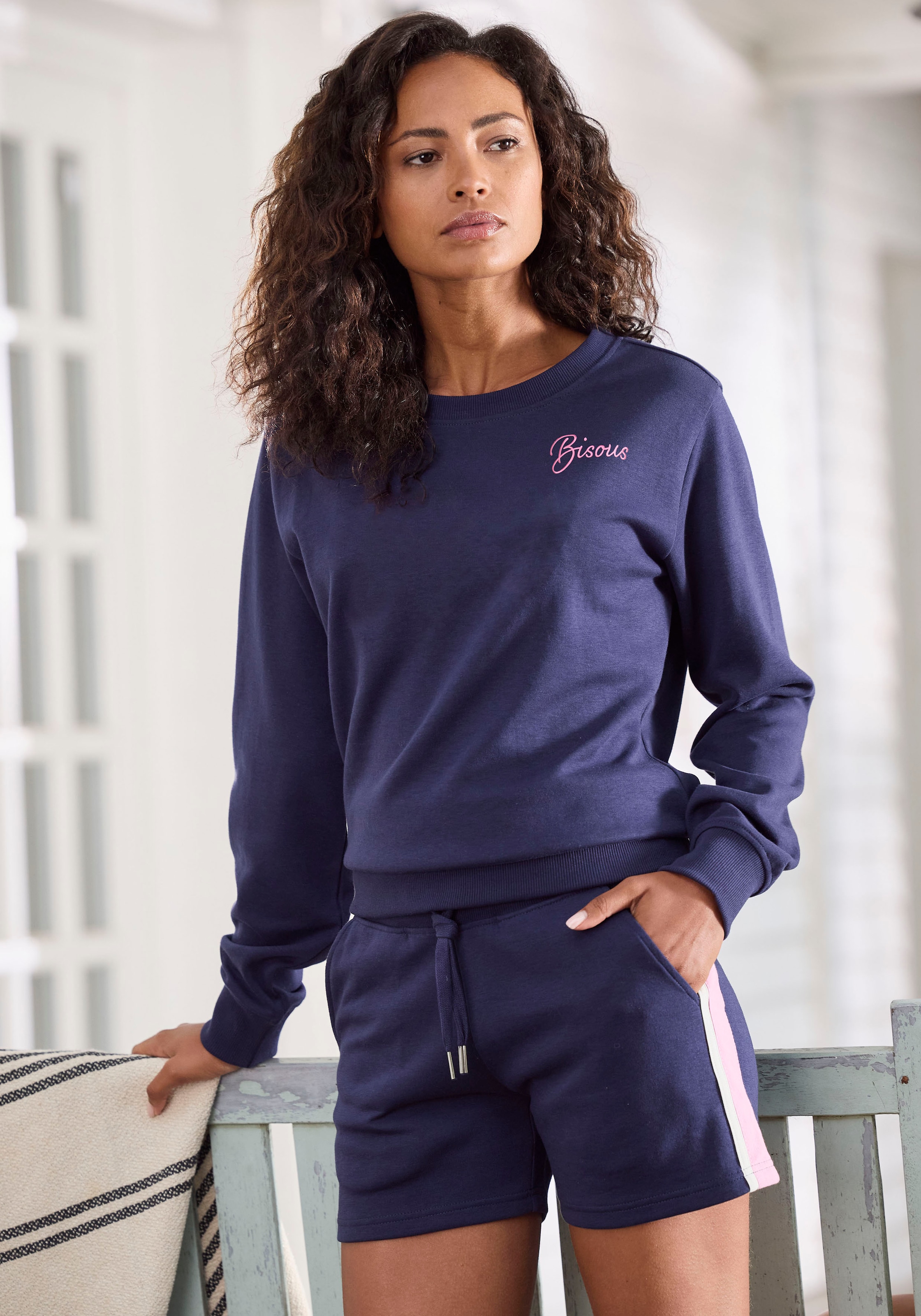 Vivance Sweatshirt, (1 tlg.), Sweatshirt mit Frontprint, Loungeanzug