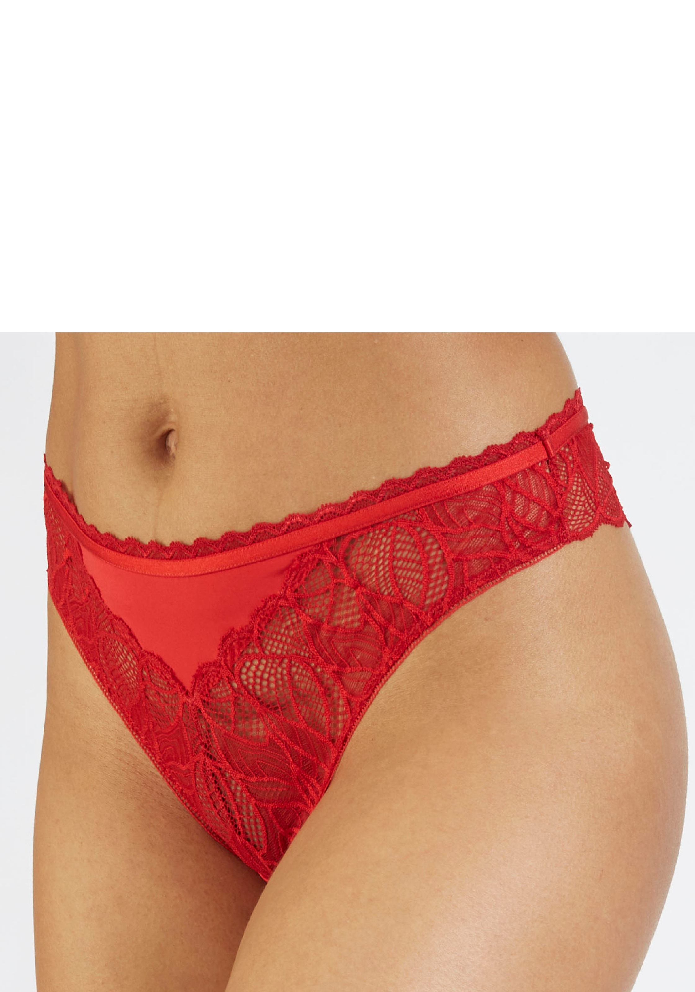 LASCANA Stringpanty, aus dezent transparenter Spitze