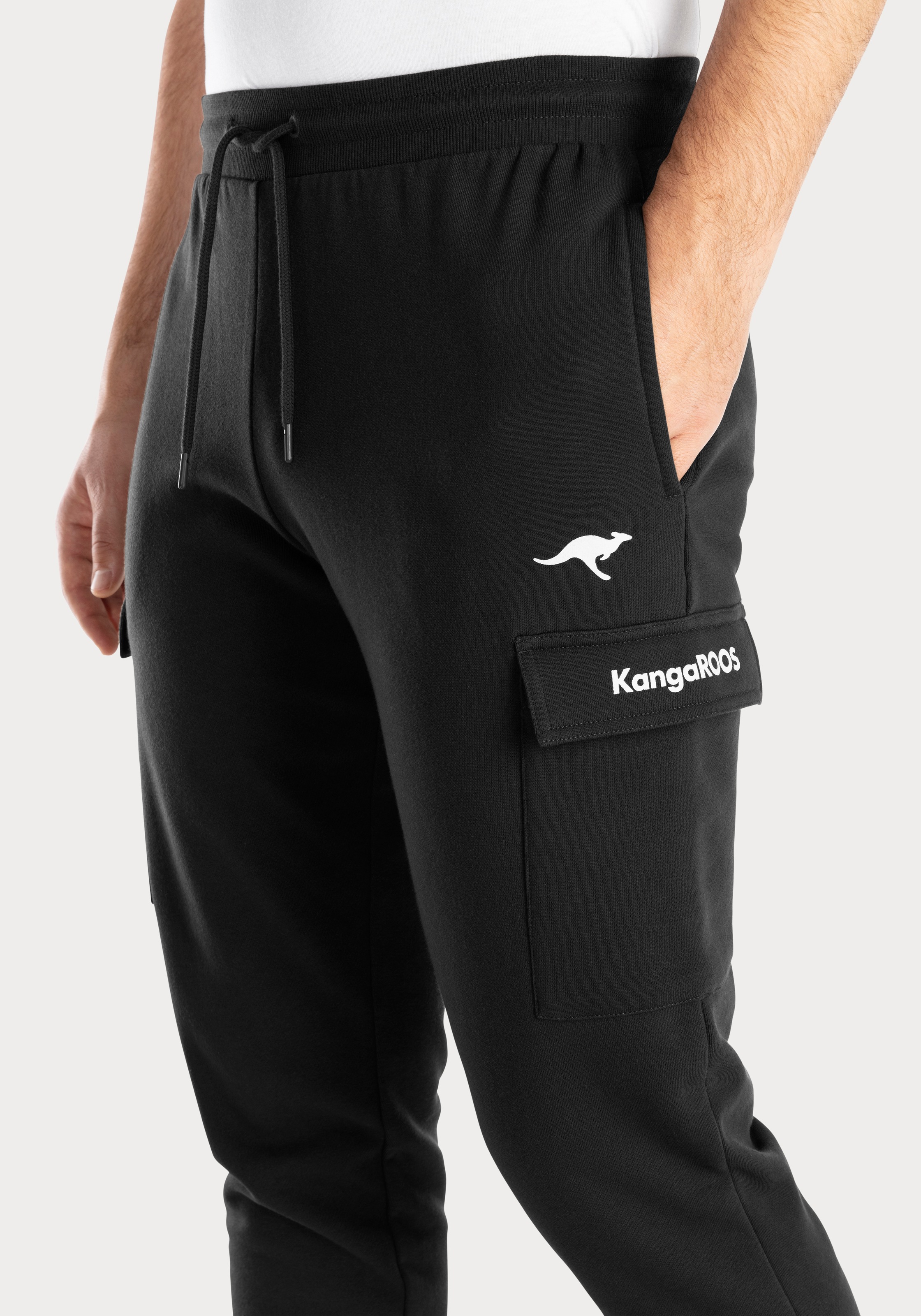 KangaROOS Bademode, mit LASCANA kaufen & Sweathose, online Lingerie aufgesetzten Seitentaschen Unterwäsche | »