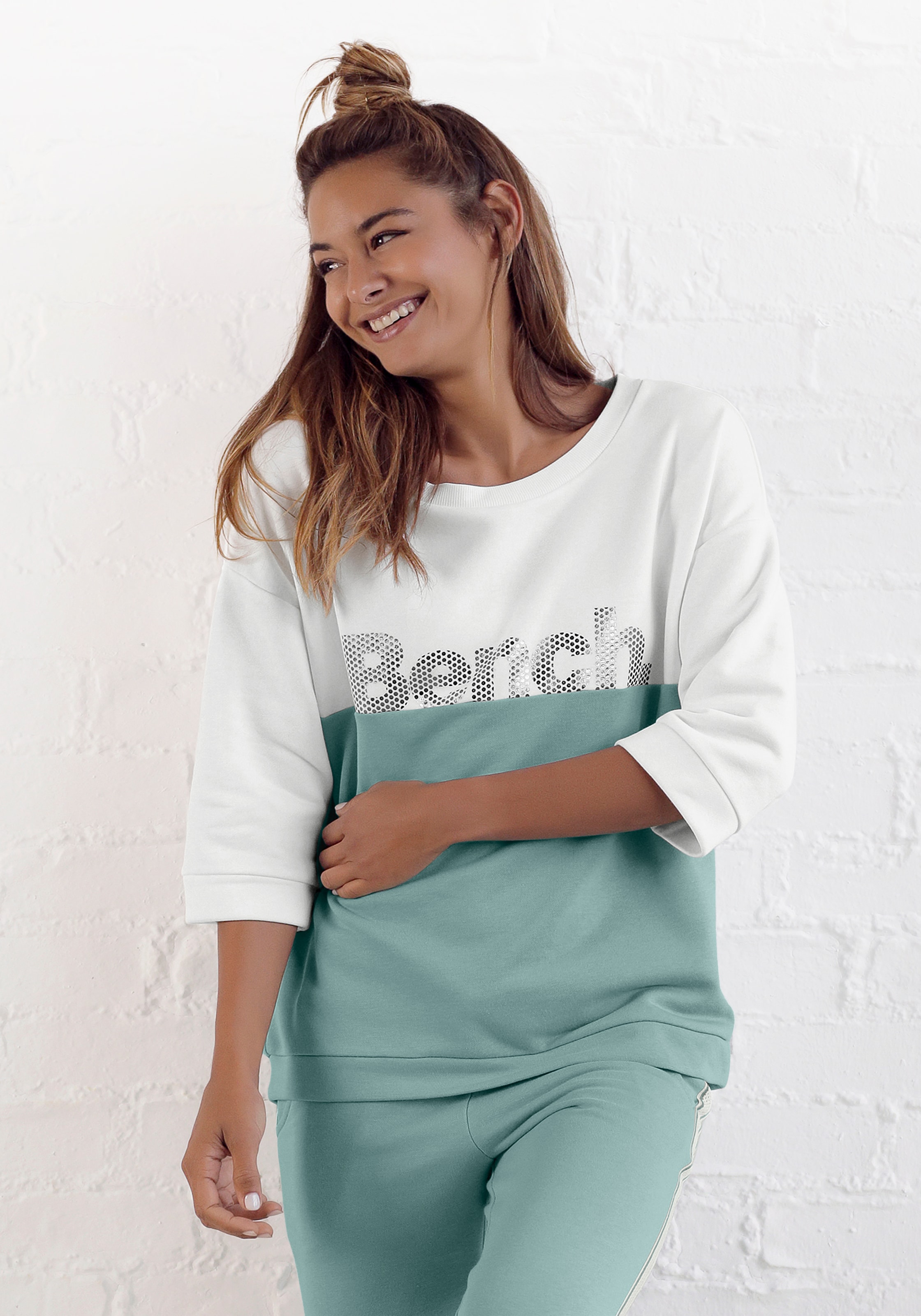 Bench. Sweatshirt, im Colorblocking Design, Loungewear, Loungeanzug